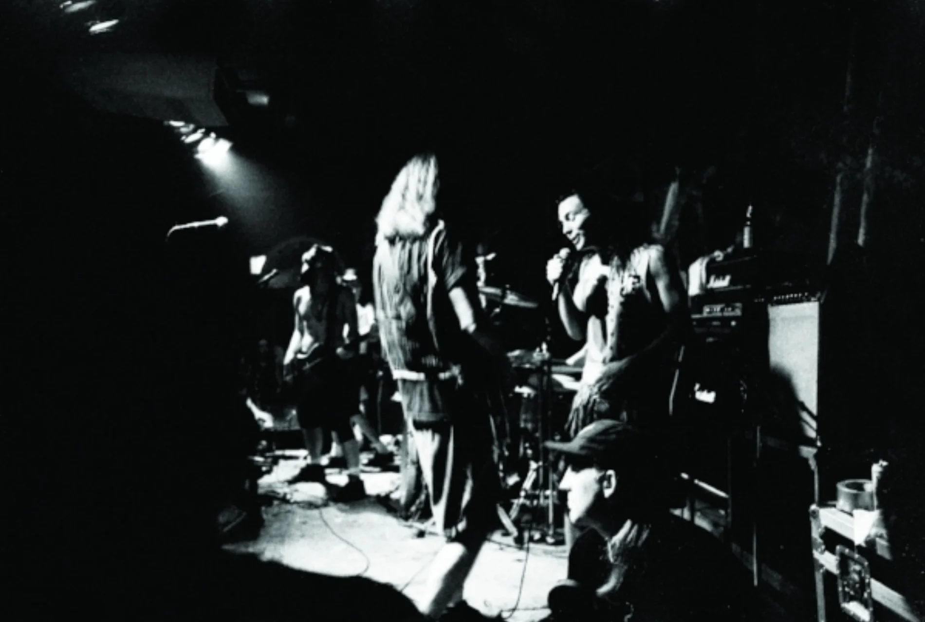 PEARL JAM LIVE 91-28.jpg