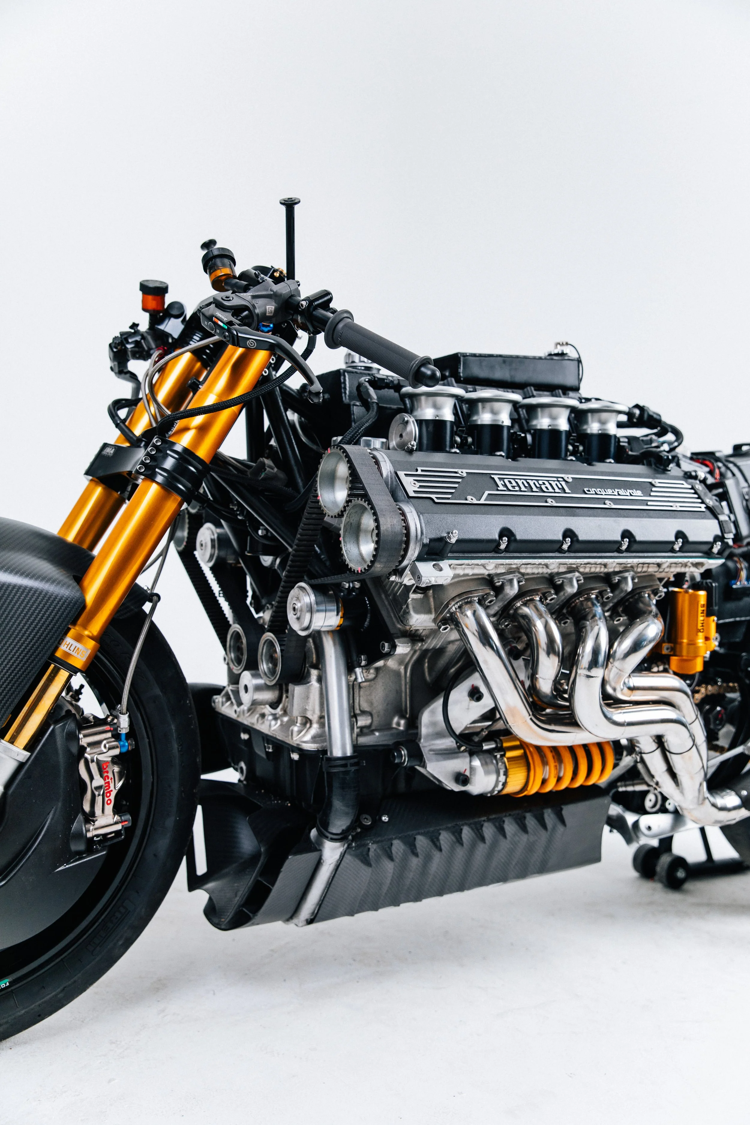 MaxHF355-Studio-22.jpg