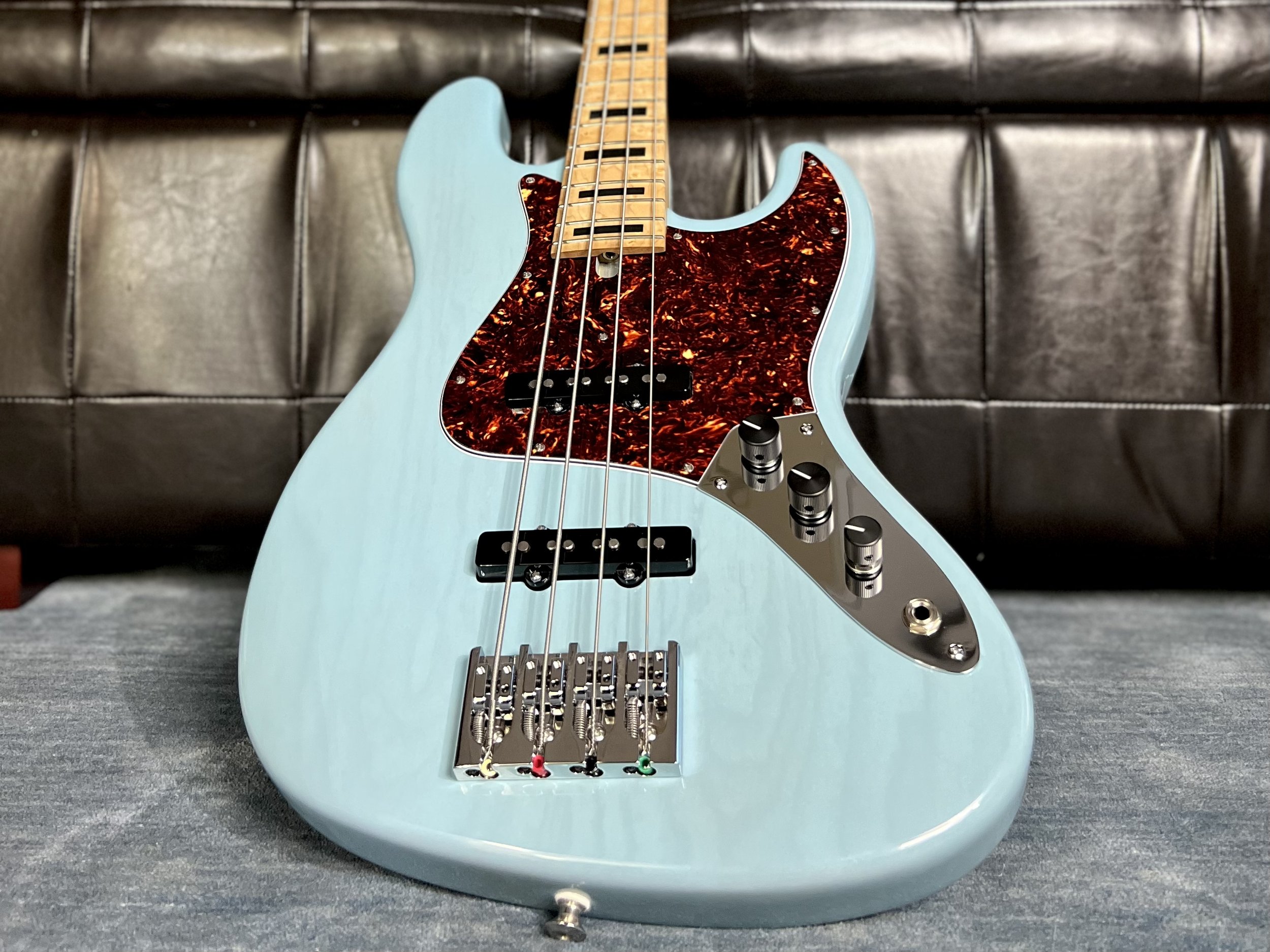 V4 & V5 Bass — Mike Lull Custom Guitars