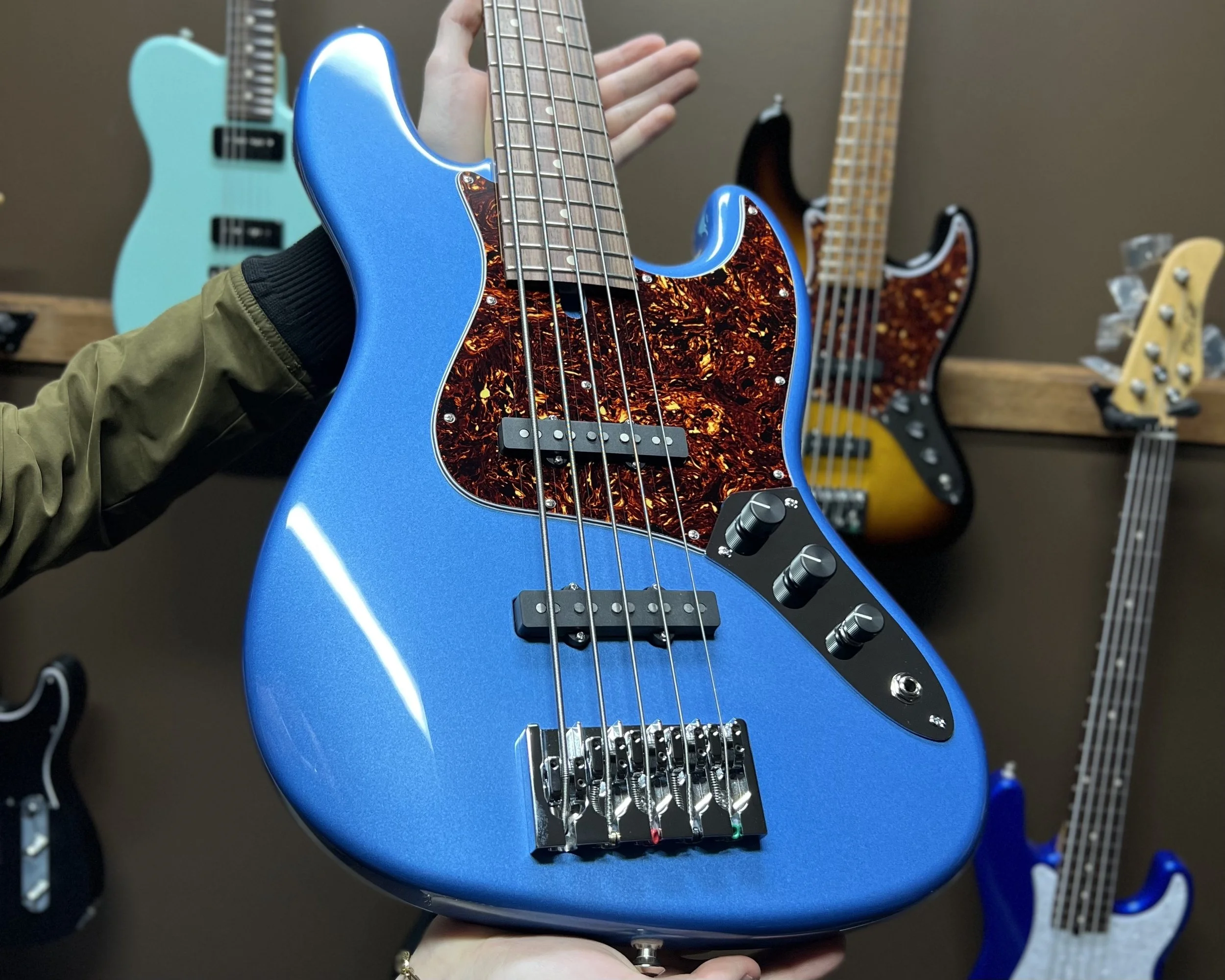 Basses — Mike Lull Custom Guitars – NQQA