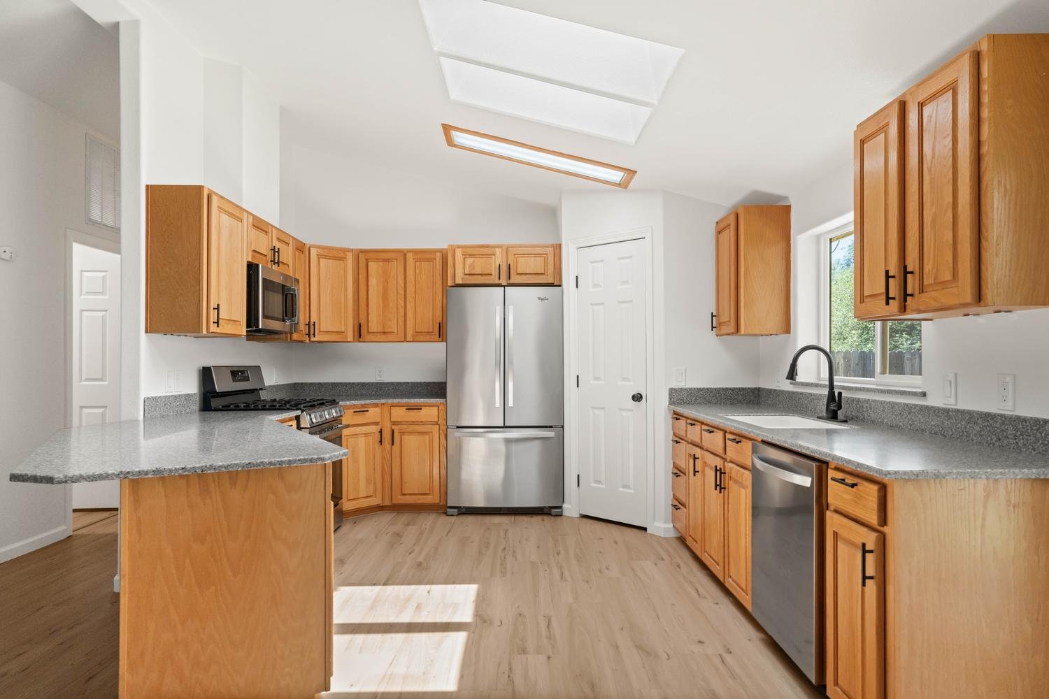013-009-orchardcrest 14 of-1500x1000.jpg