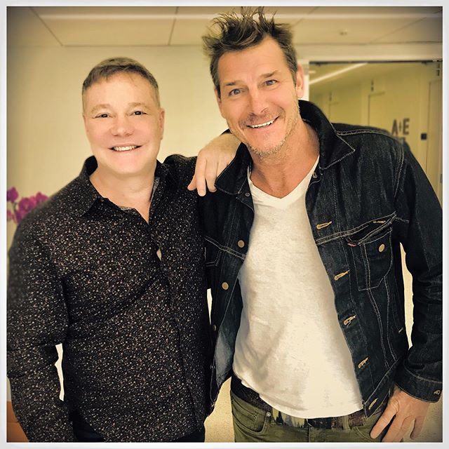 Out this week power-pitching a new show with @thetypennington , host of #ExtremeMakeover, one of my FAVORITE shows of all time. Ty is truly iconic in this space, and an incredibly personable guy as well. Very excited about this project, stay tuned...
•
•
•
#tuesday #staytuned