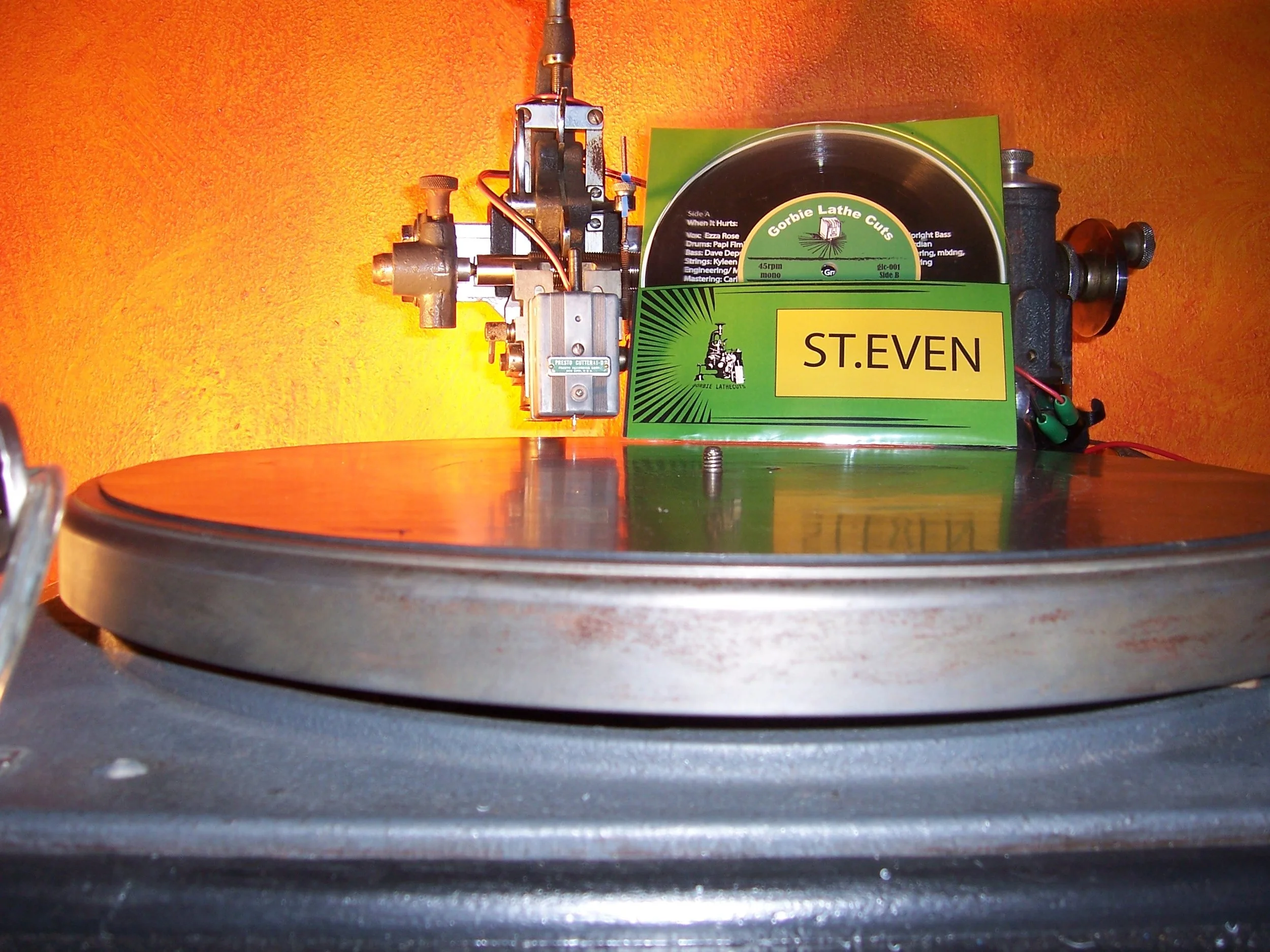 St. Even /  7 Inch clear lathe cut 45 rpm mono