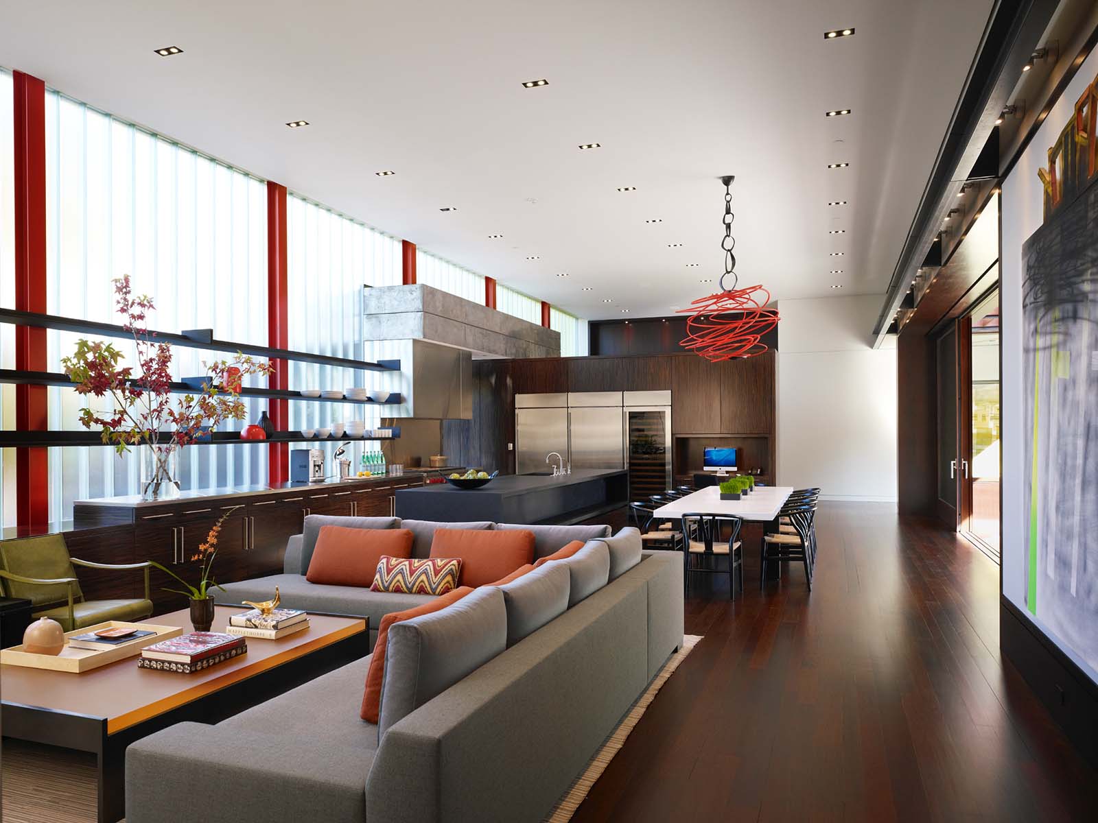 011_Grounded_in_Modernism.jpg