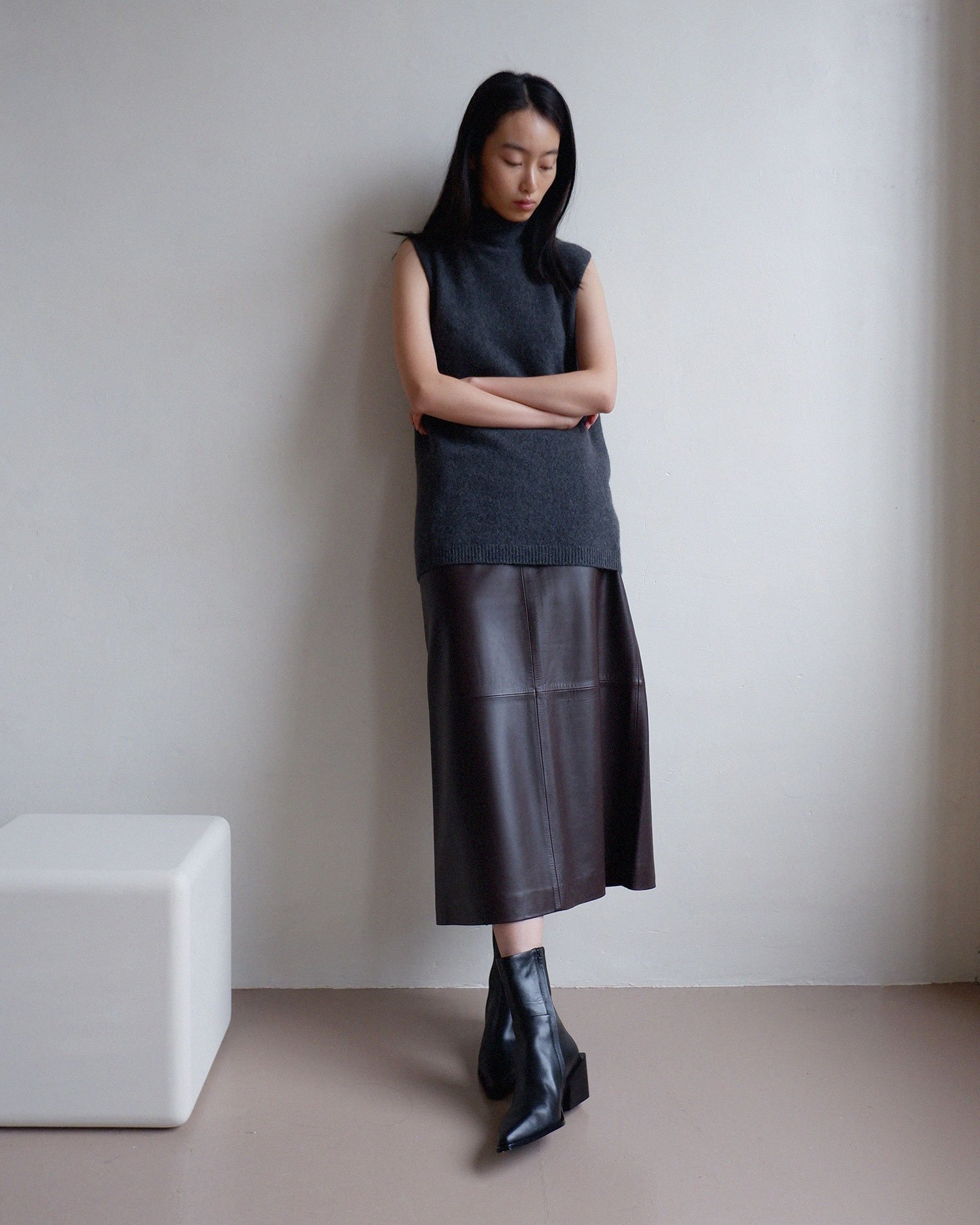 loeweskirt0.jpg