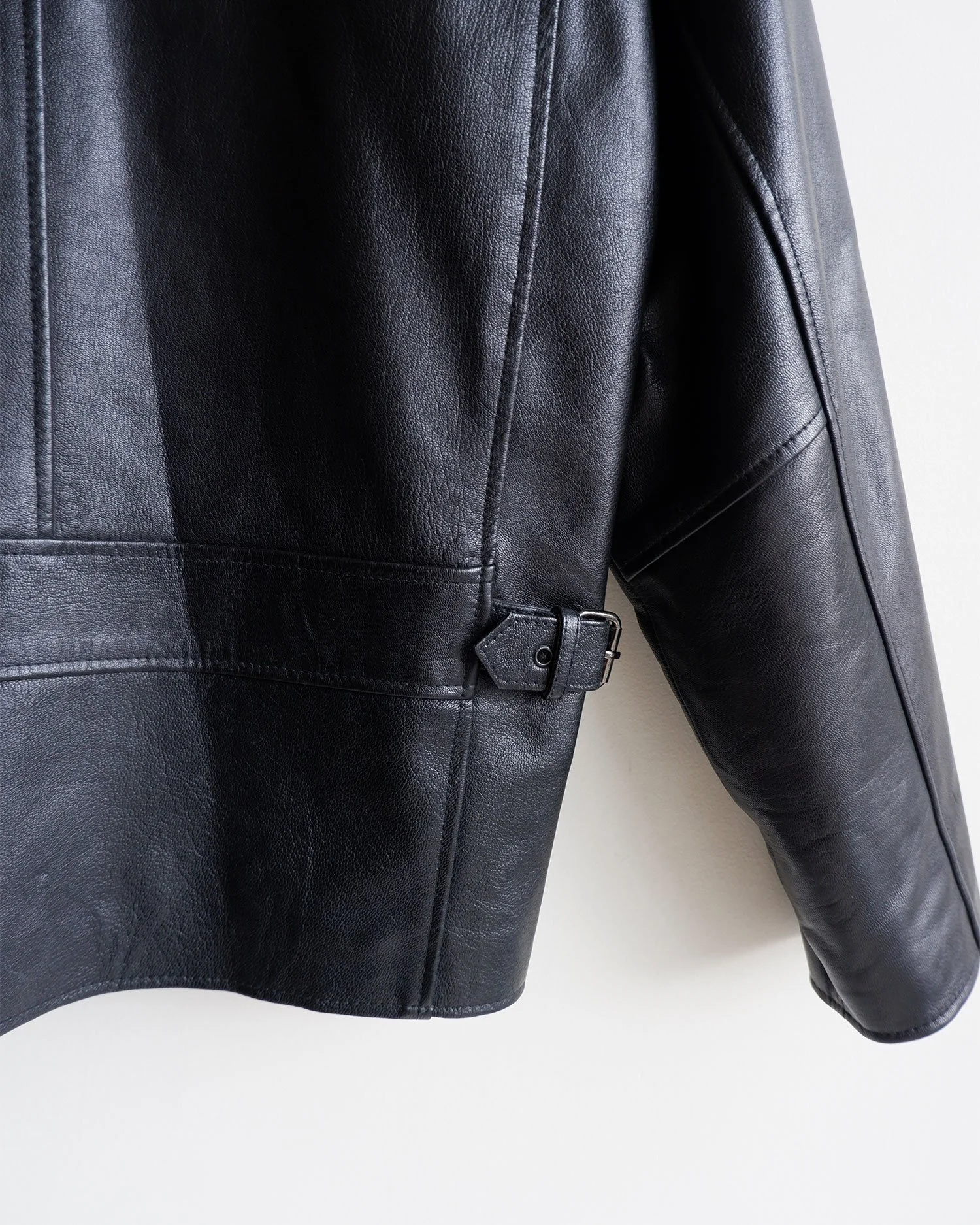leatherjkt1.jpg