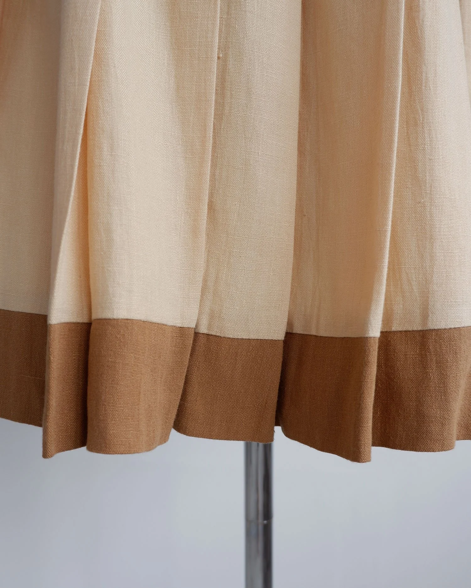 UGpleatedskirt2.jpg