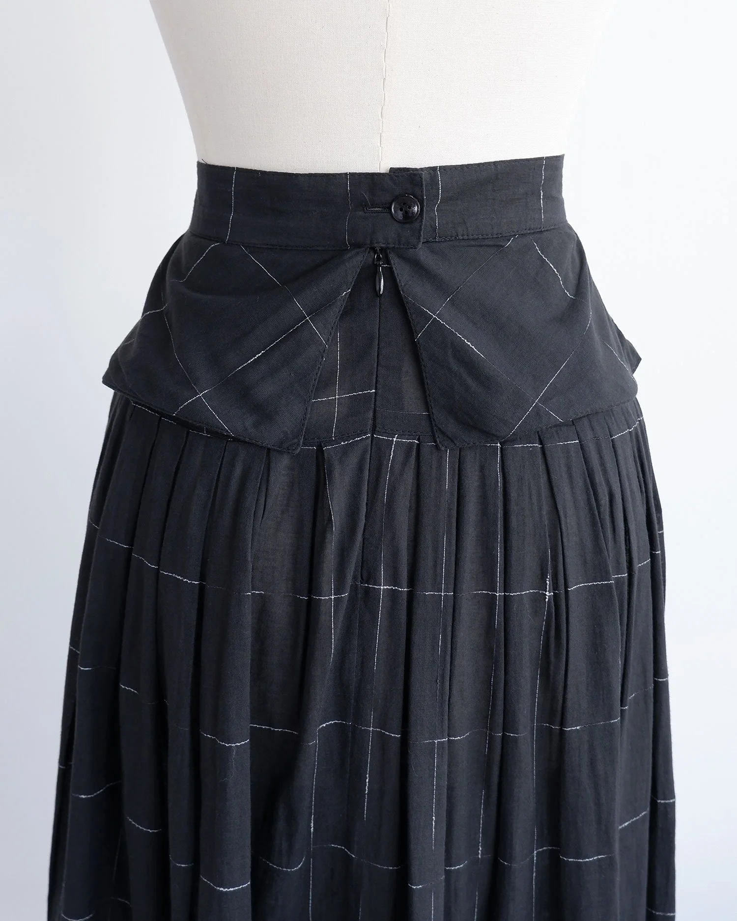 peplumskirt4.jpg