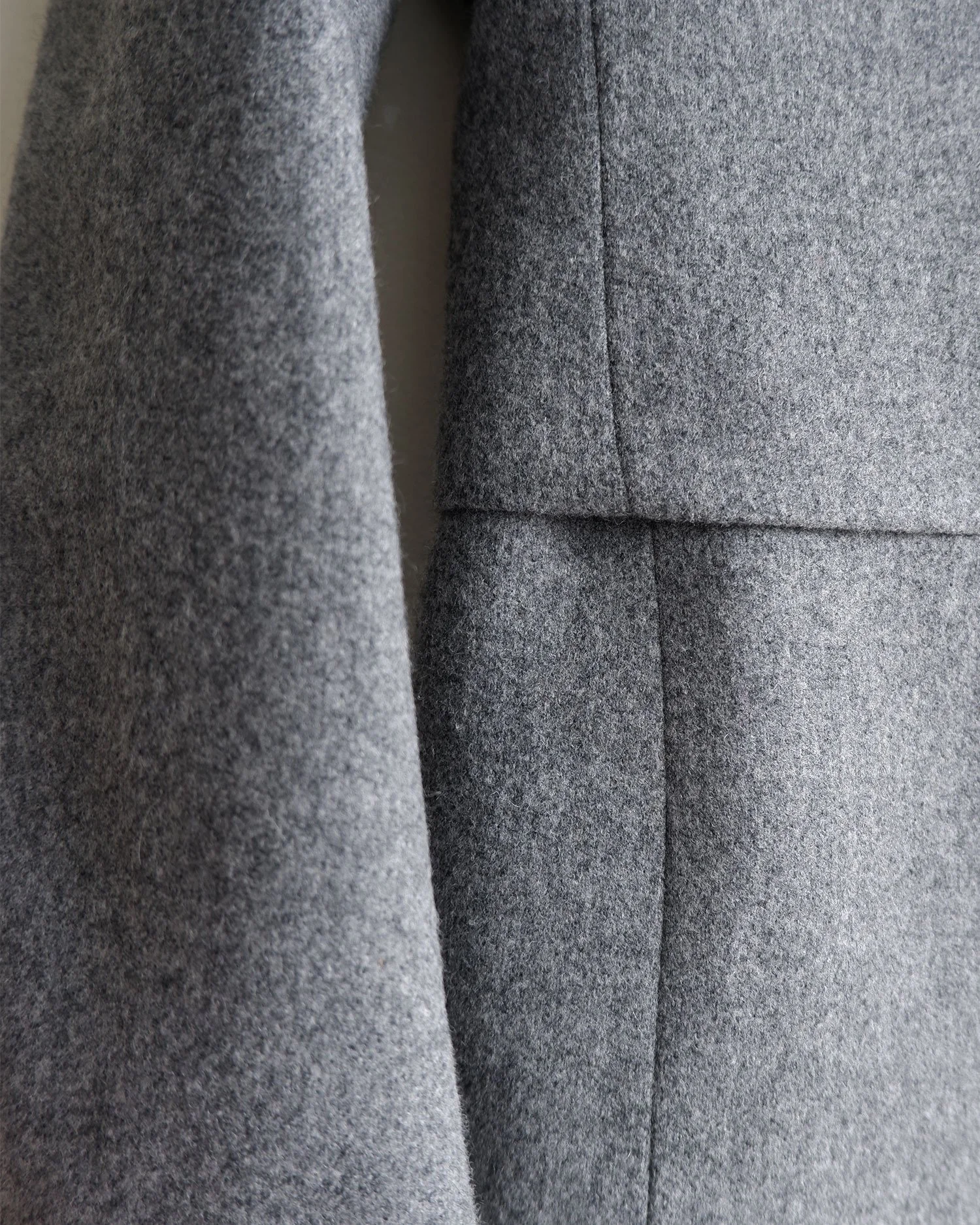 JSgreysuit6.jpg