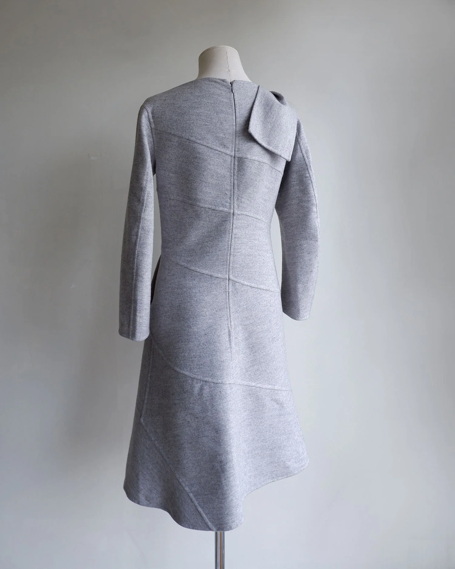 JSgreydress14.jpg