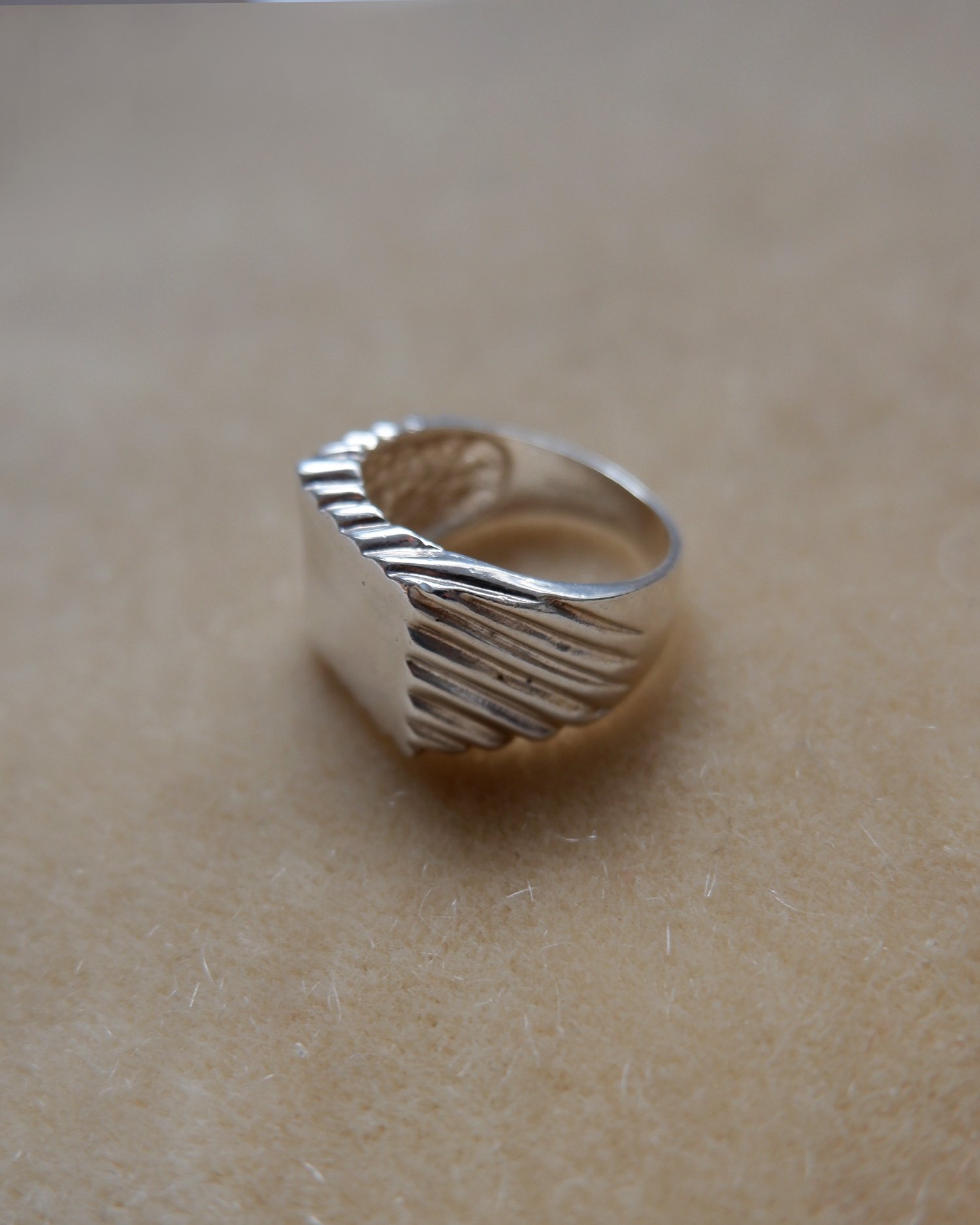 ring1.jpg