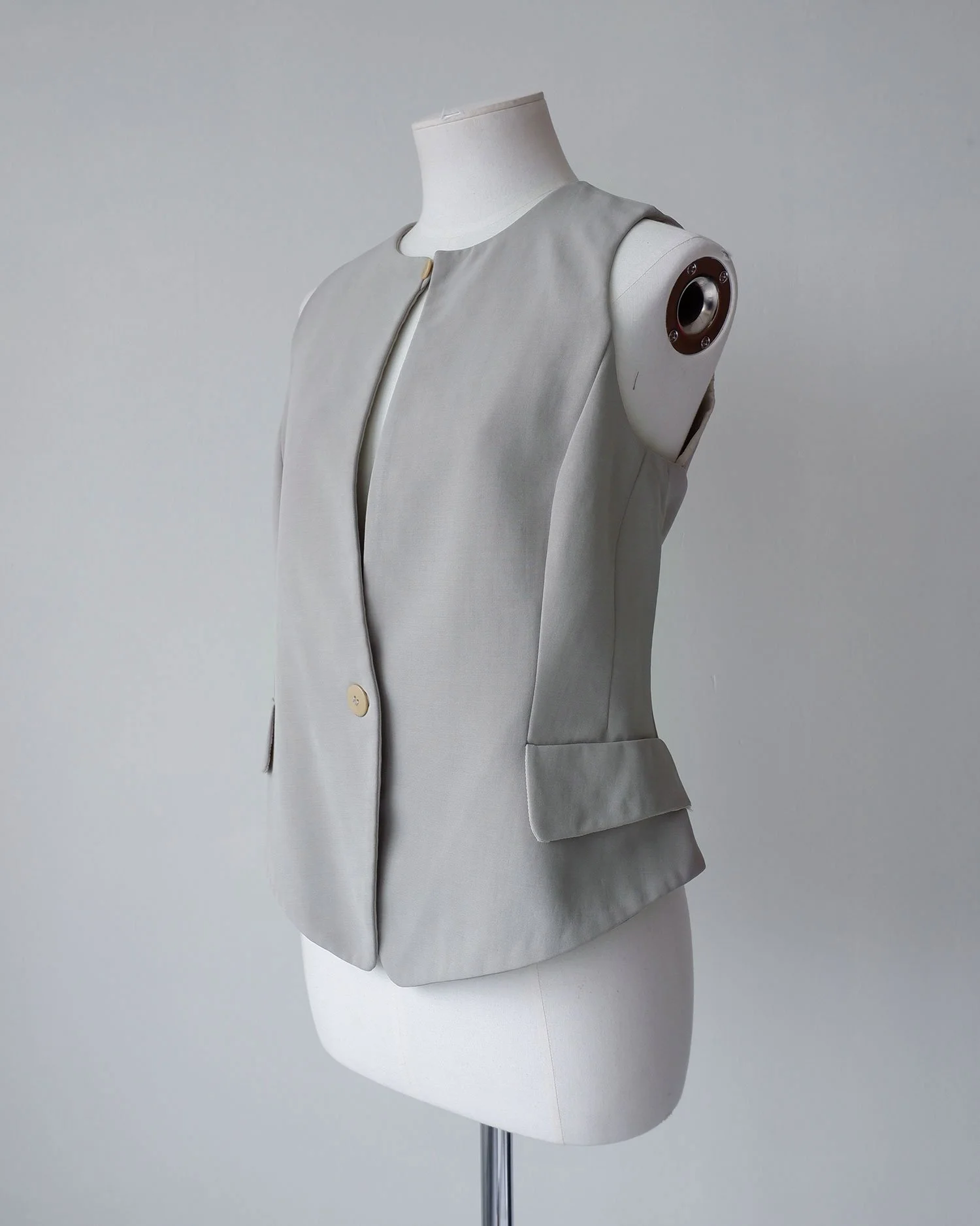 GAlightwaistcoat0-2.jpg