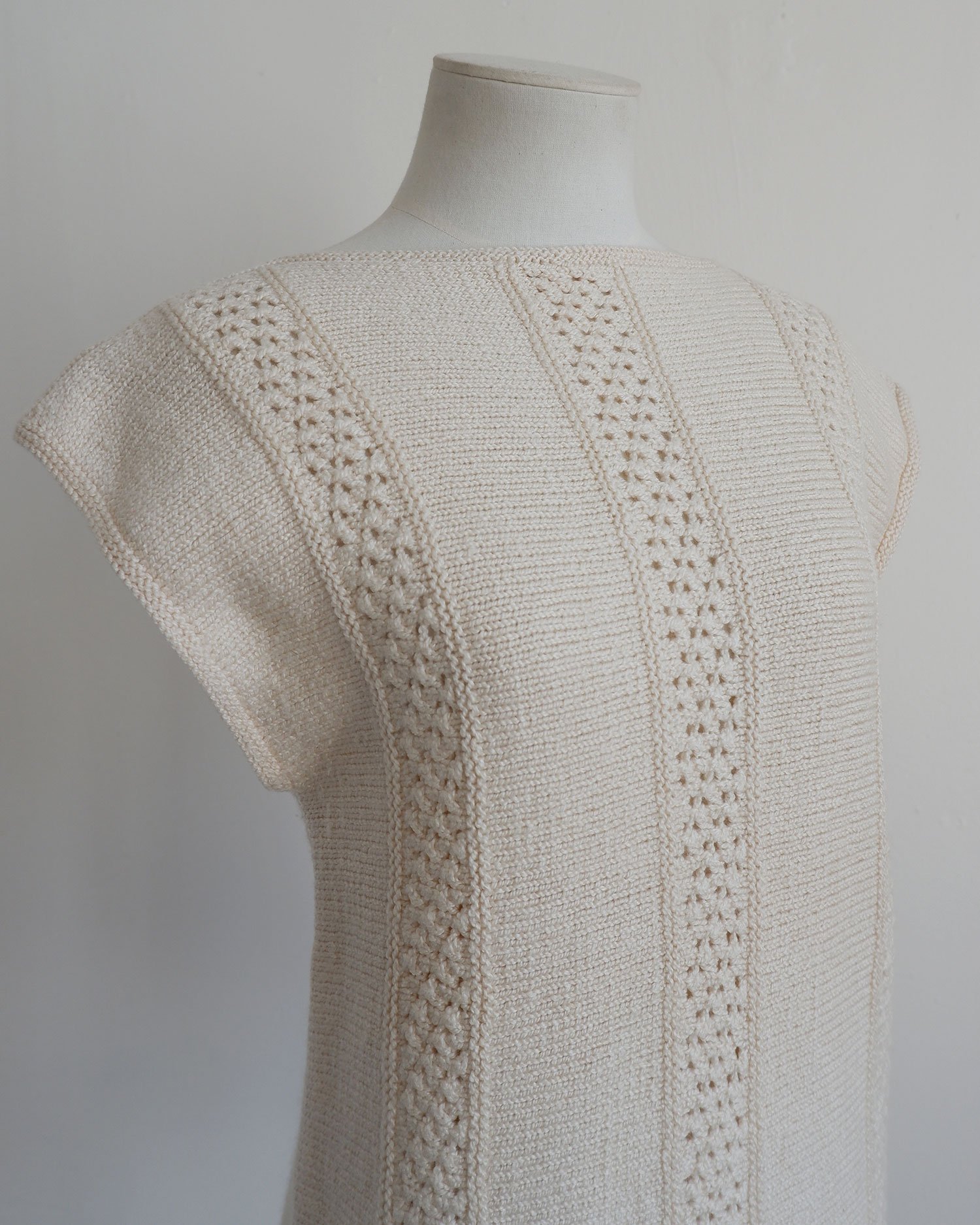 knittedtank4.jpg