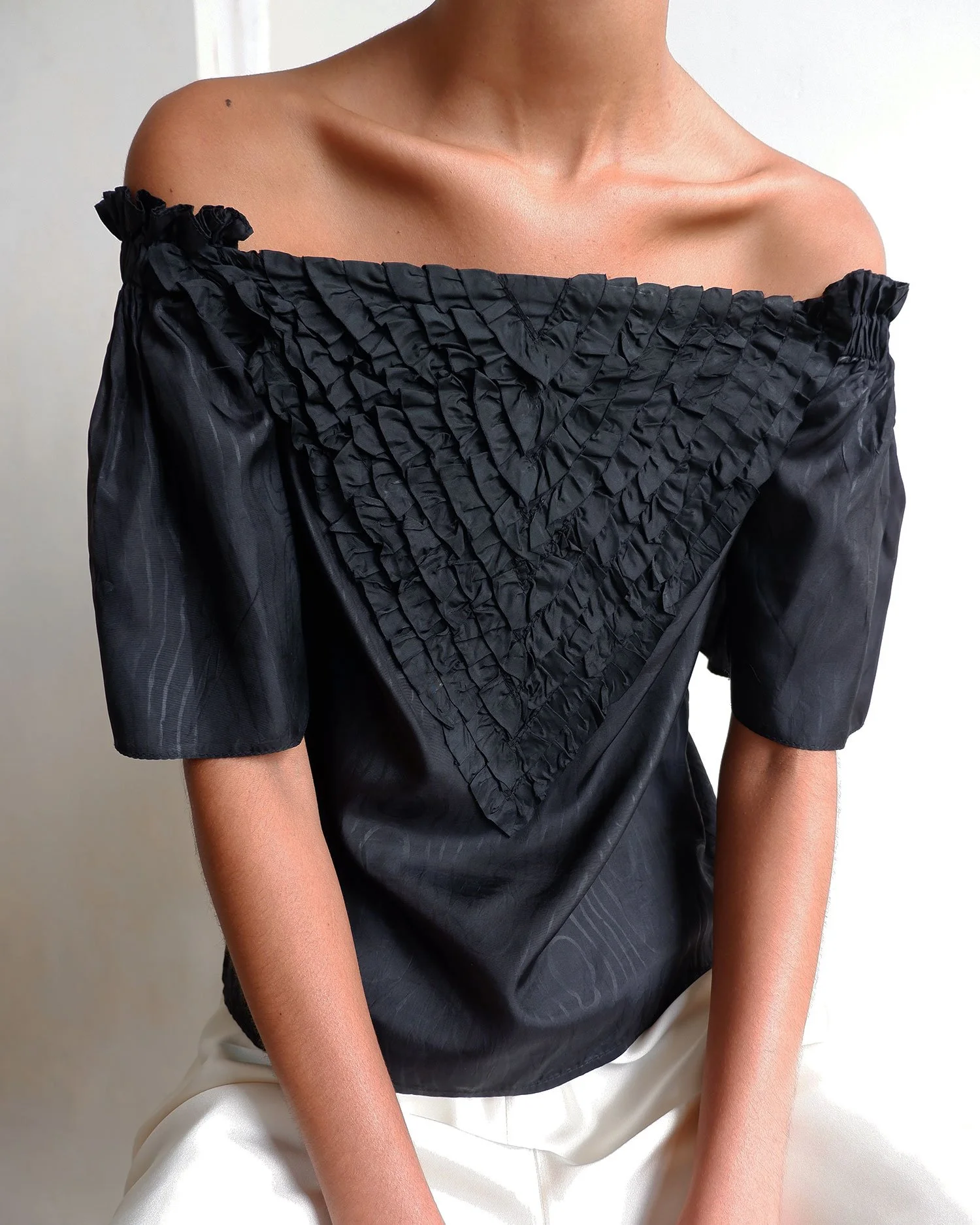 offtheshoulder1.jpg