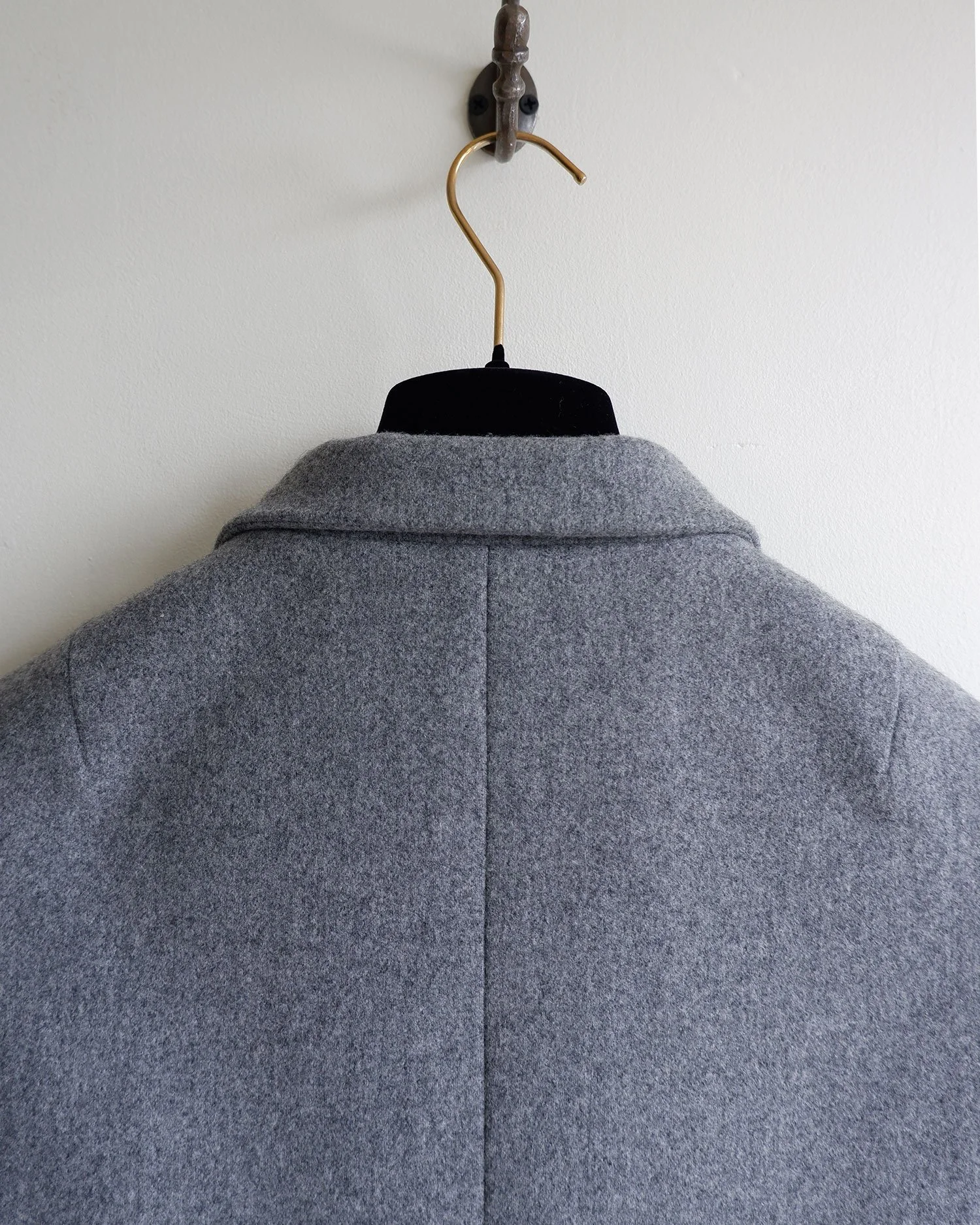 JSgreysuit2.jpg