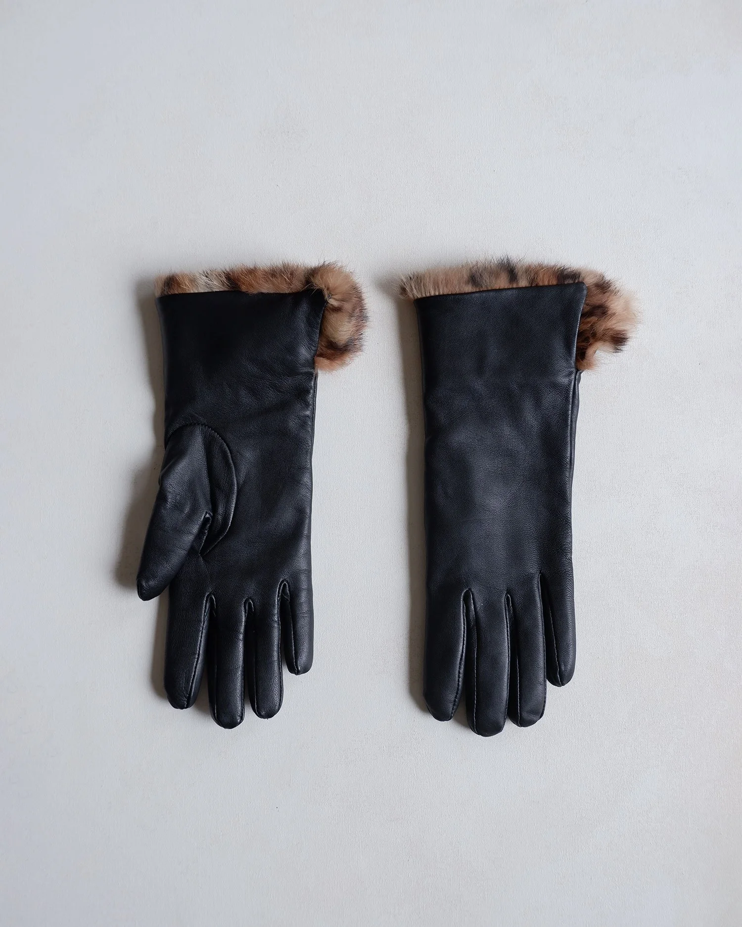 furtrimmed-gloves.jpg