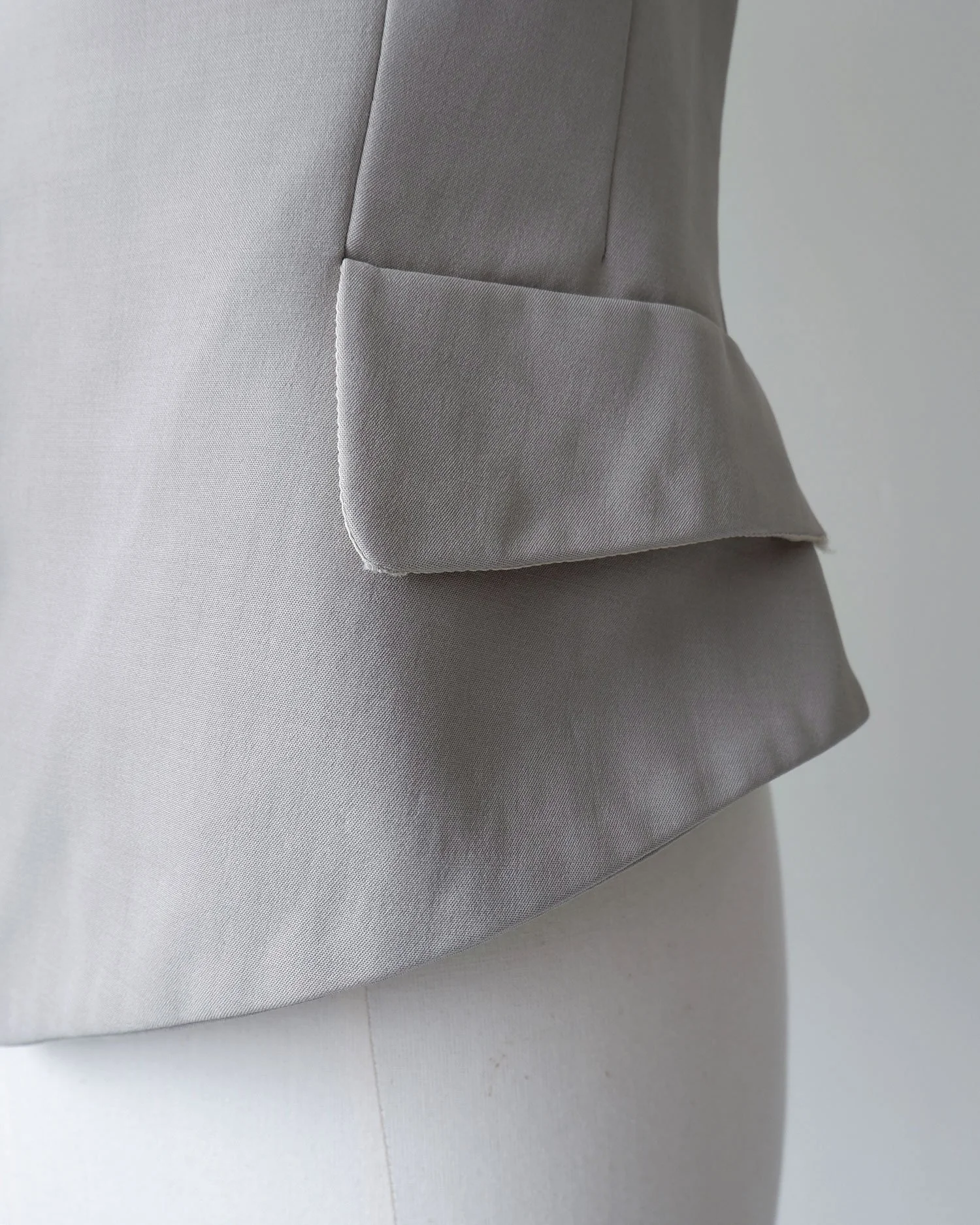 GAlightwaistcoat0-4.jpg