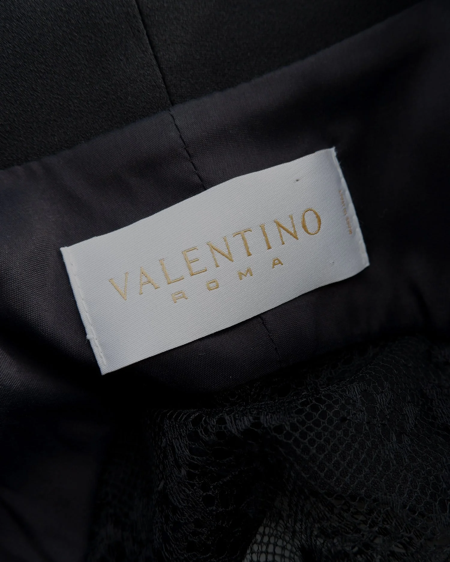 valentinolace5.jpg