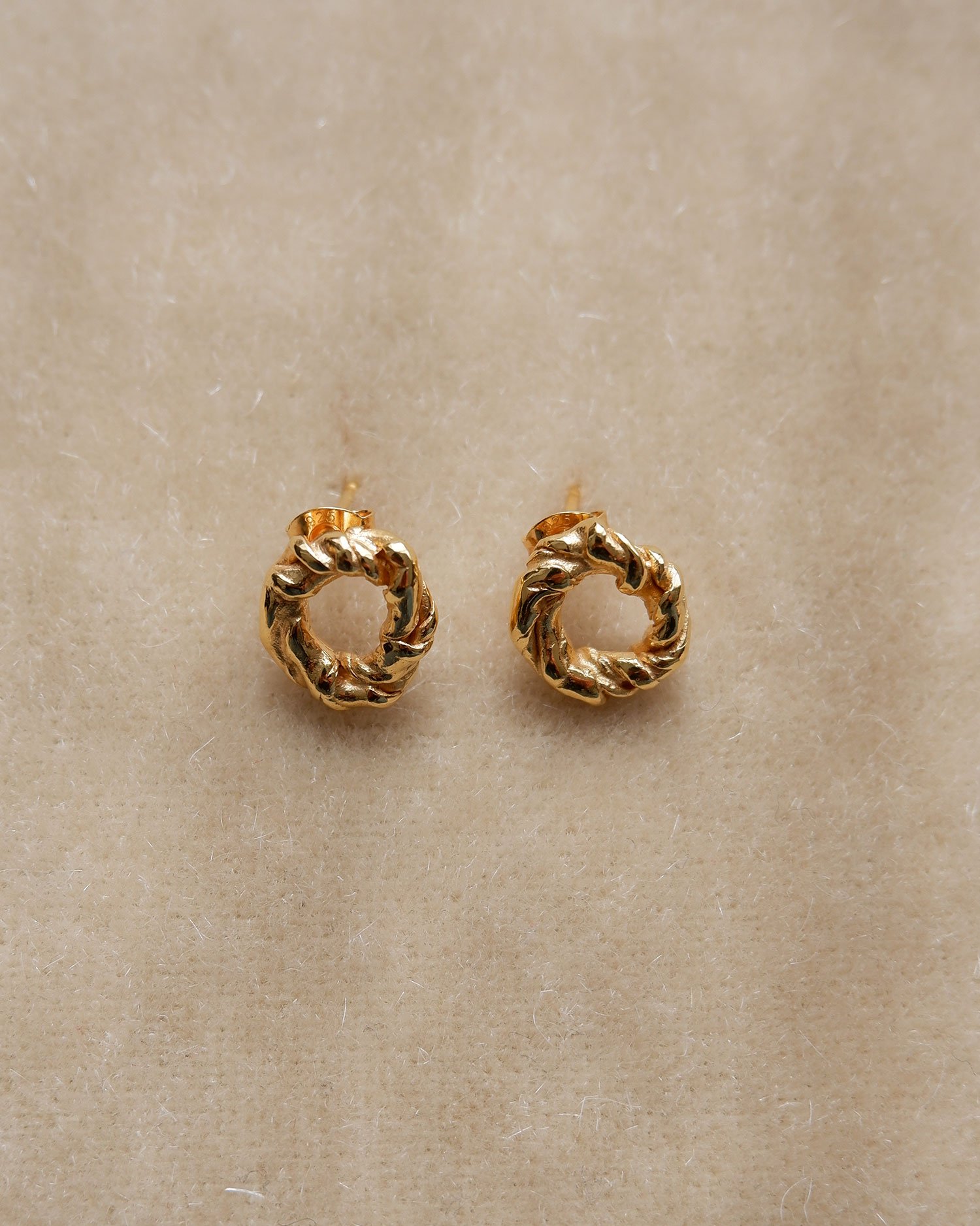 AIFsmallgoldhoops5.jpg