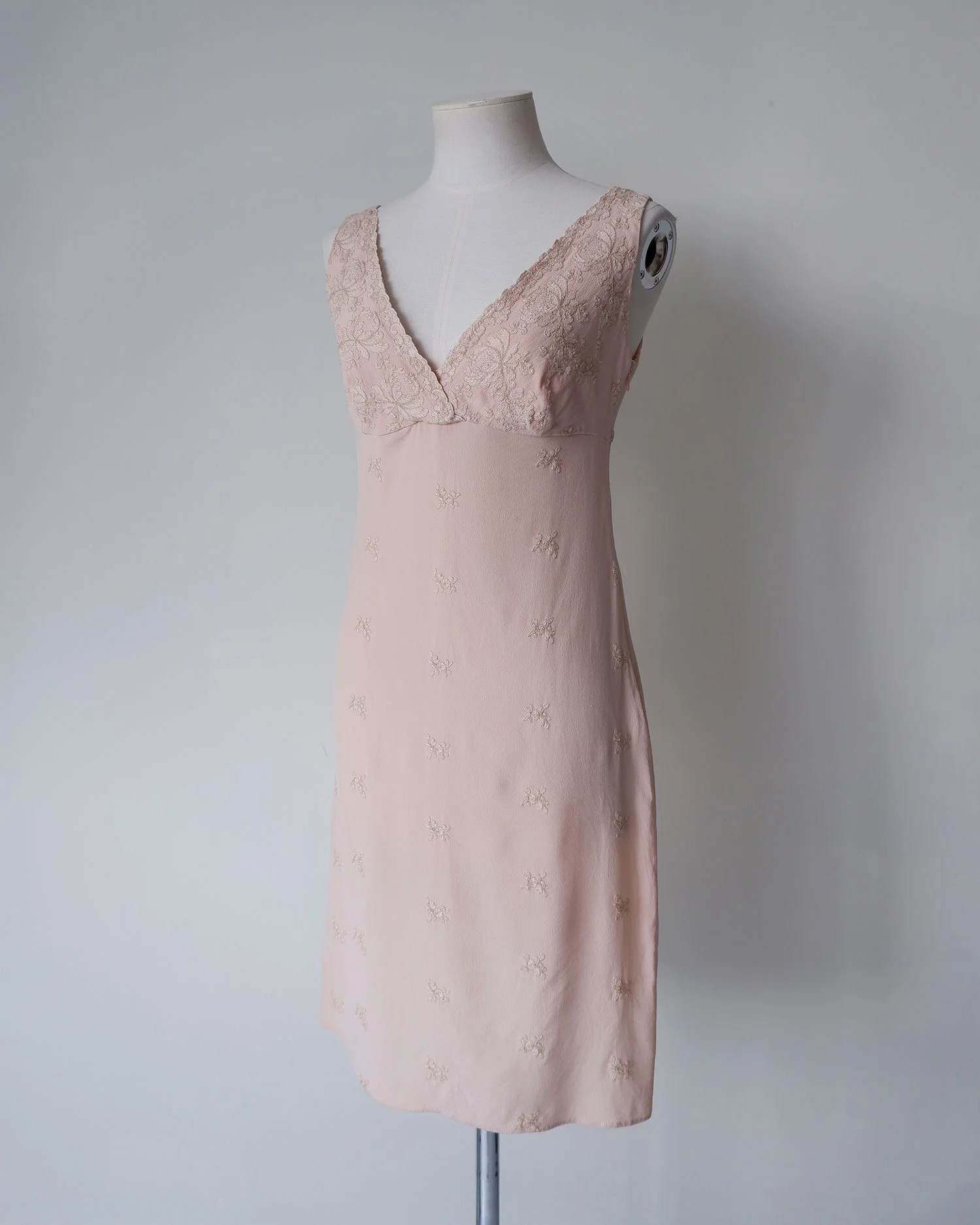 AFembroidreddress4.jpg