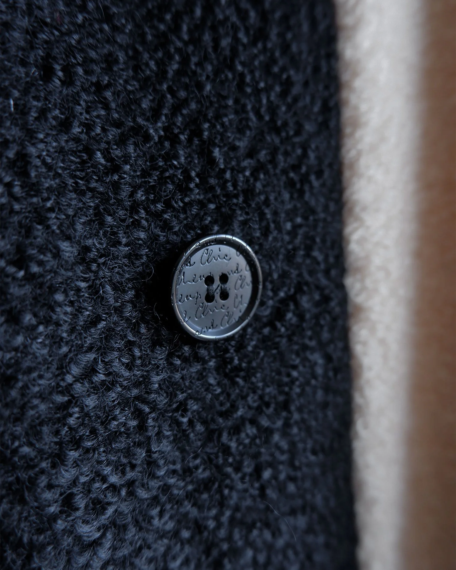 Moschinocoat05.jpg
