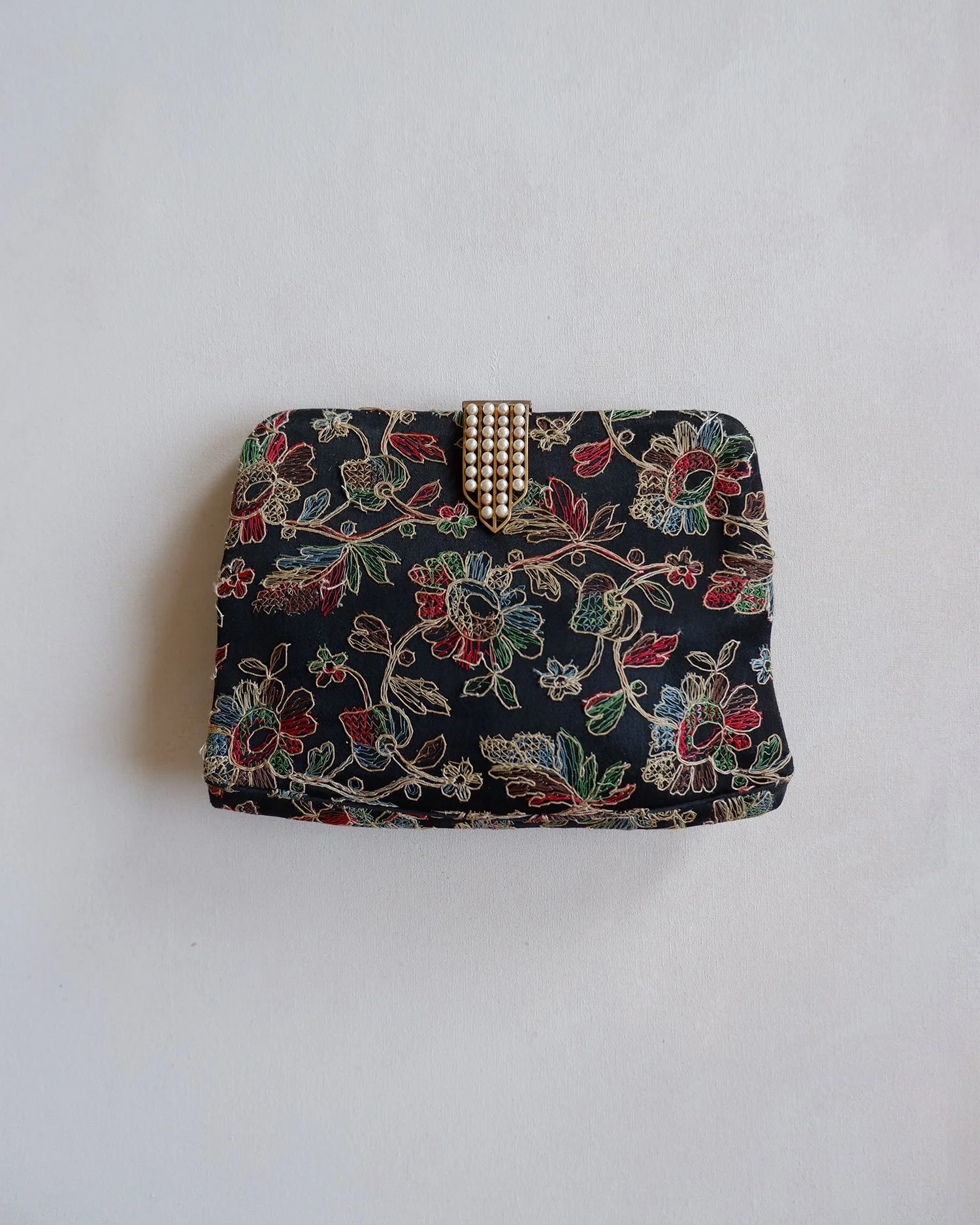 embroiderypurse1.jpg