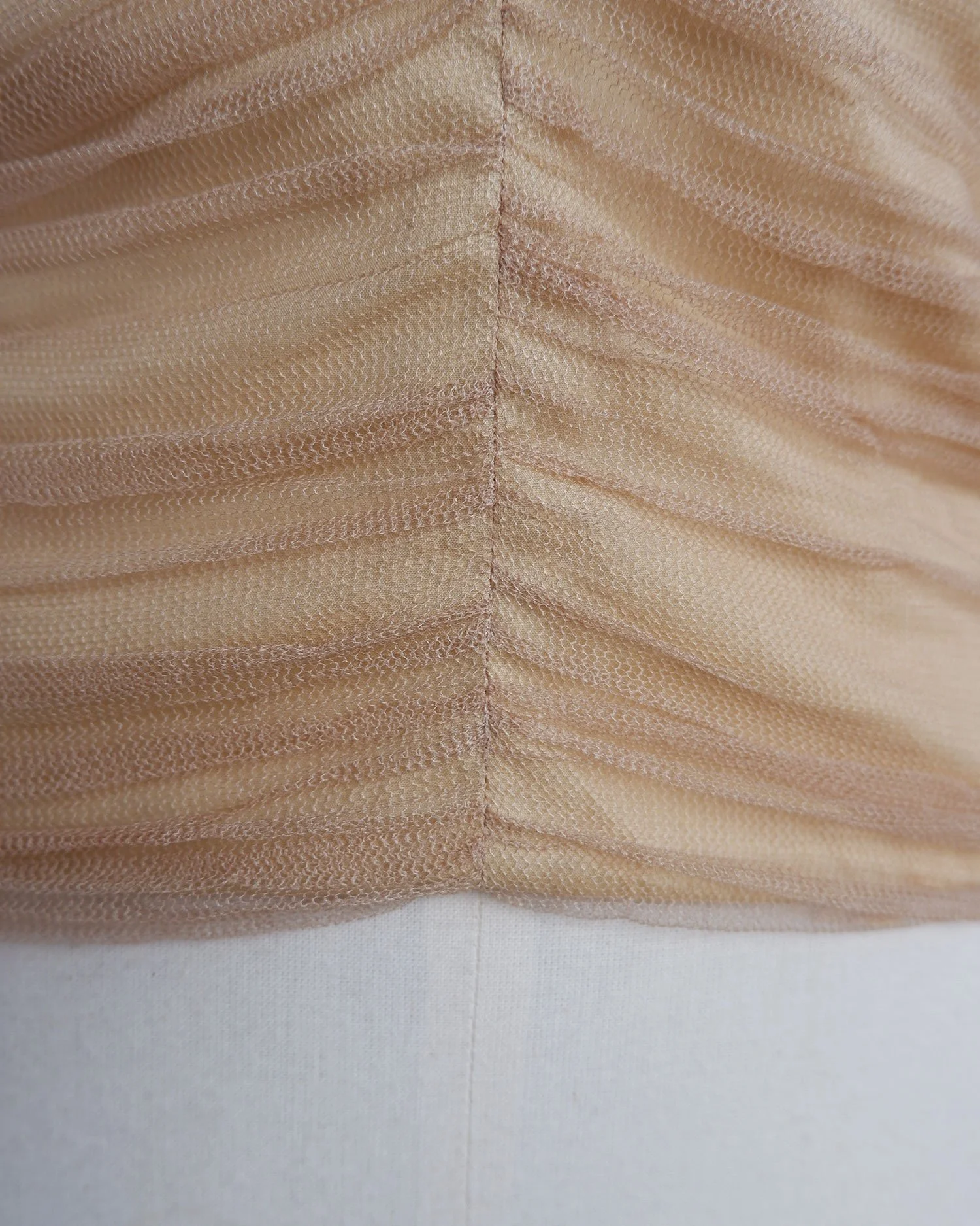 moschinobustier5.jpg