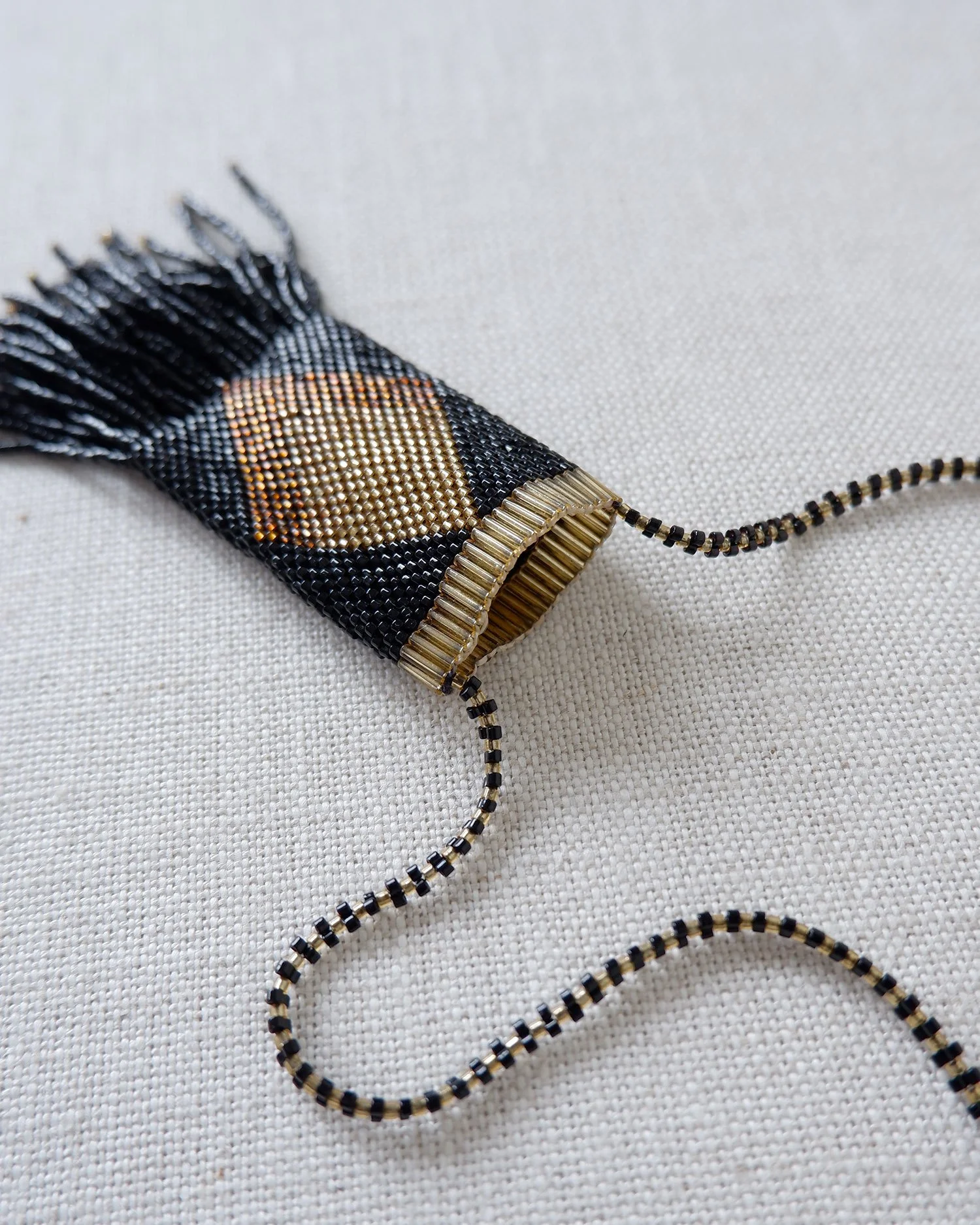 1920spursenecklace3.jpg