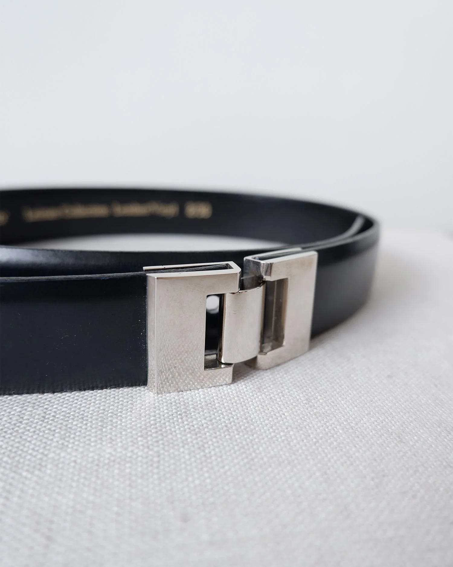 silverbucklebelt2.jpg