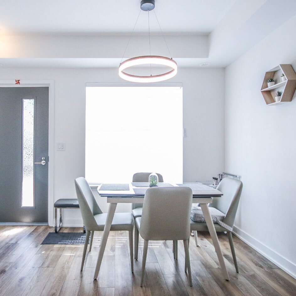 Check out this bright and dreamy corner from our new exclusive listing, not available on MLS! This brand new condo townhome in Scarborough features 3 sun-filled bedrooms, 1405 sqft of interior space and a stunning 300 sqft rooftop terrace. Want more 