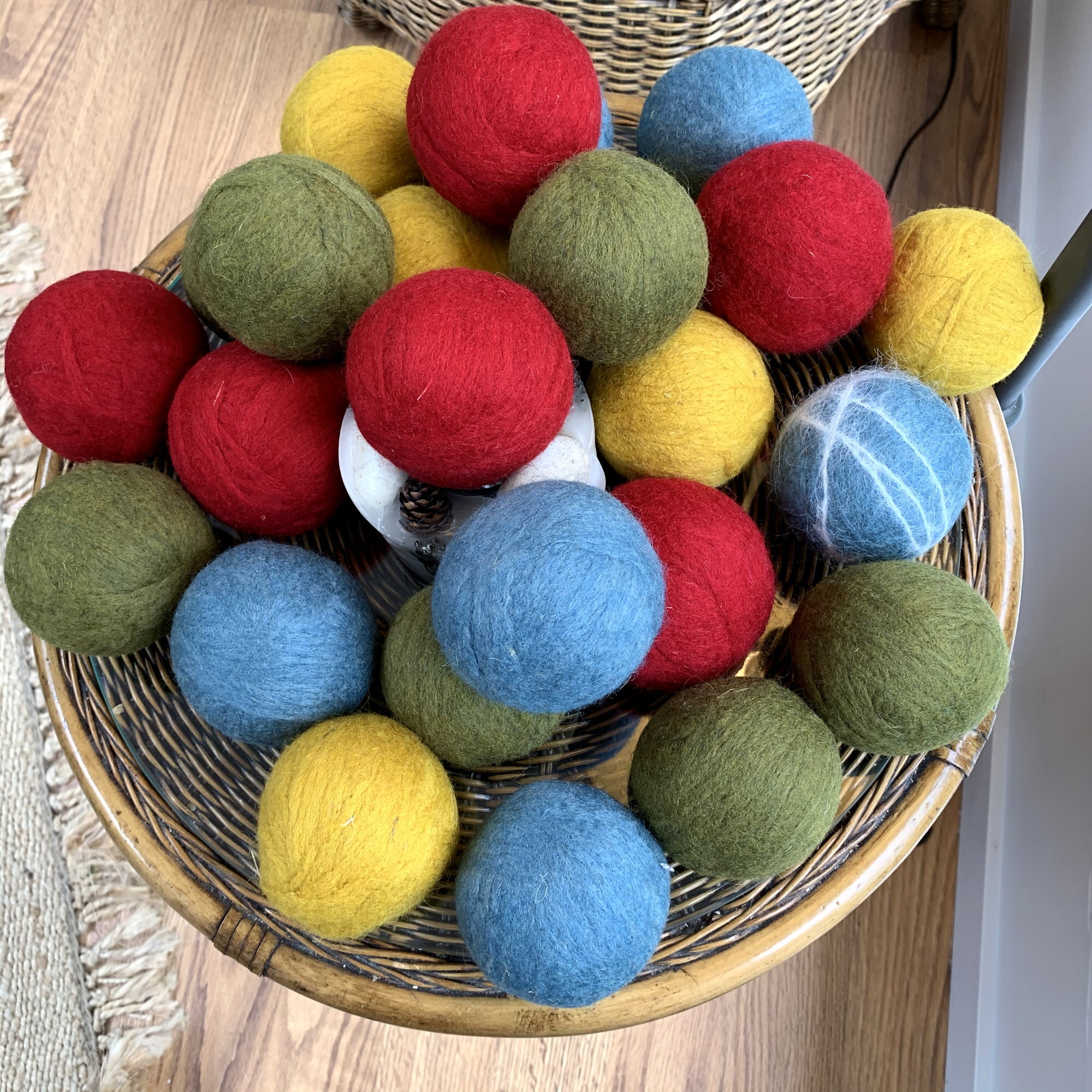  mindfulknits Learn to Knit Kit- Knit a Chunky Beanie- Knitting  Needles, Yarn Needle & Acrylic Chunky Bulky Knitting Yarn– Mocha- Beginners  Basic Knitting Supplies Set for Relaxation & Stress Relief