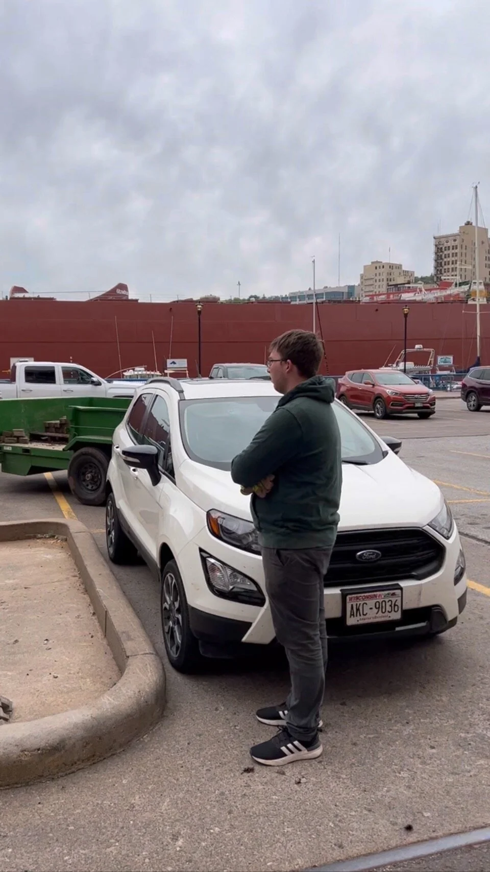 SALINE LANDSCAPE & DESIGN