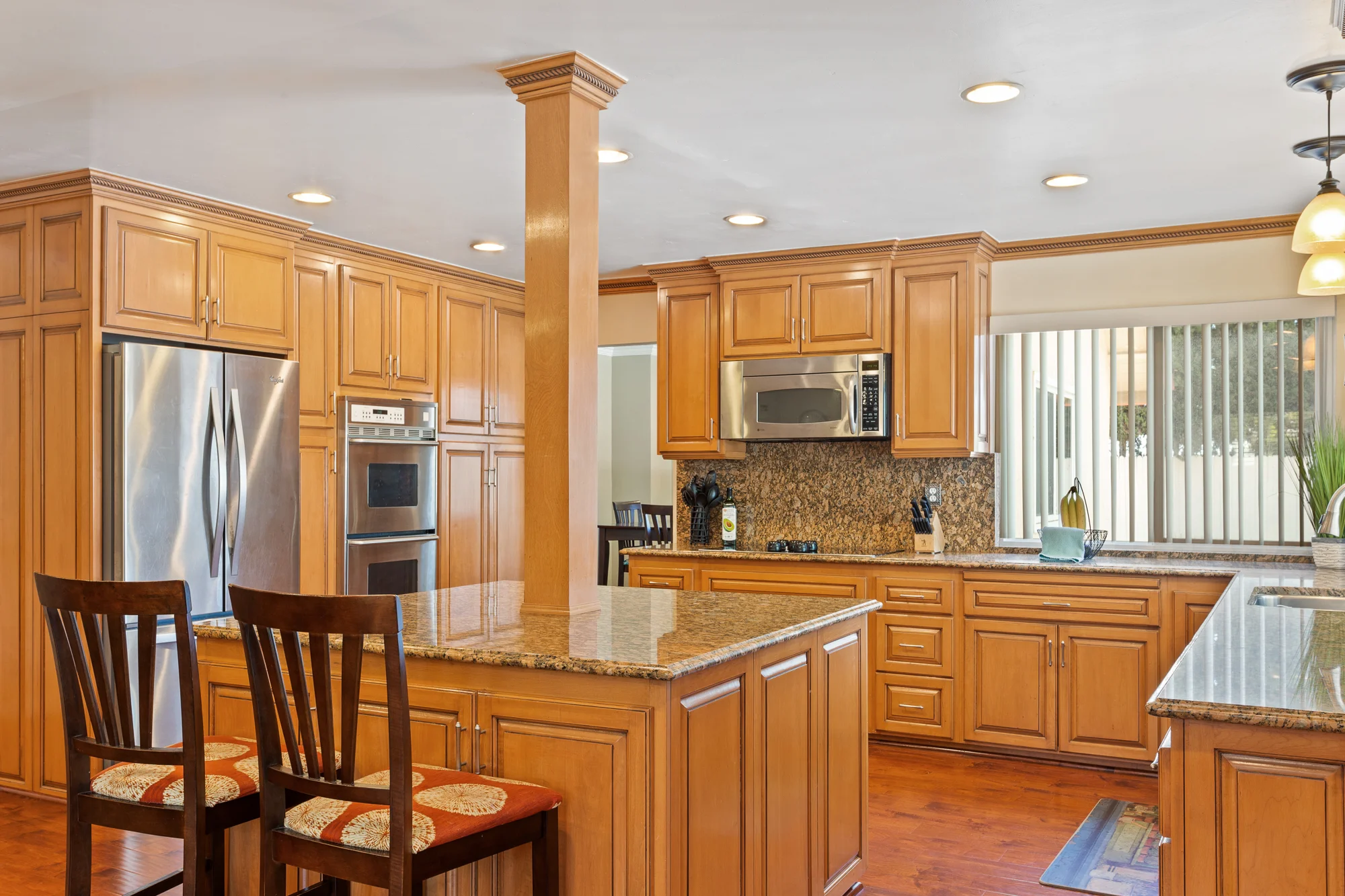 1925 Coe Place-Pixer-Pros_MG_7791-5.jpg