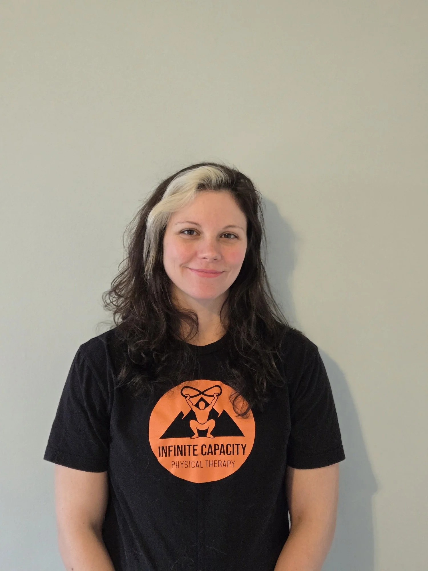 Headshot of Julie Pettit-Lane, doctor of physical therapy for Infinite Capacity Physical Therapy.