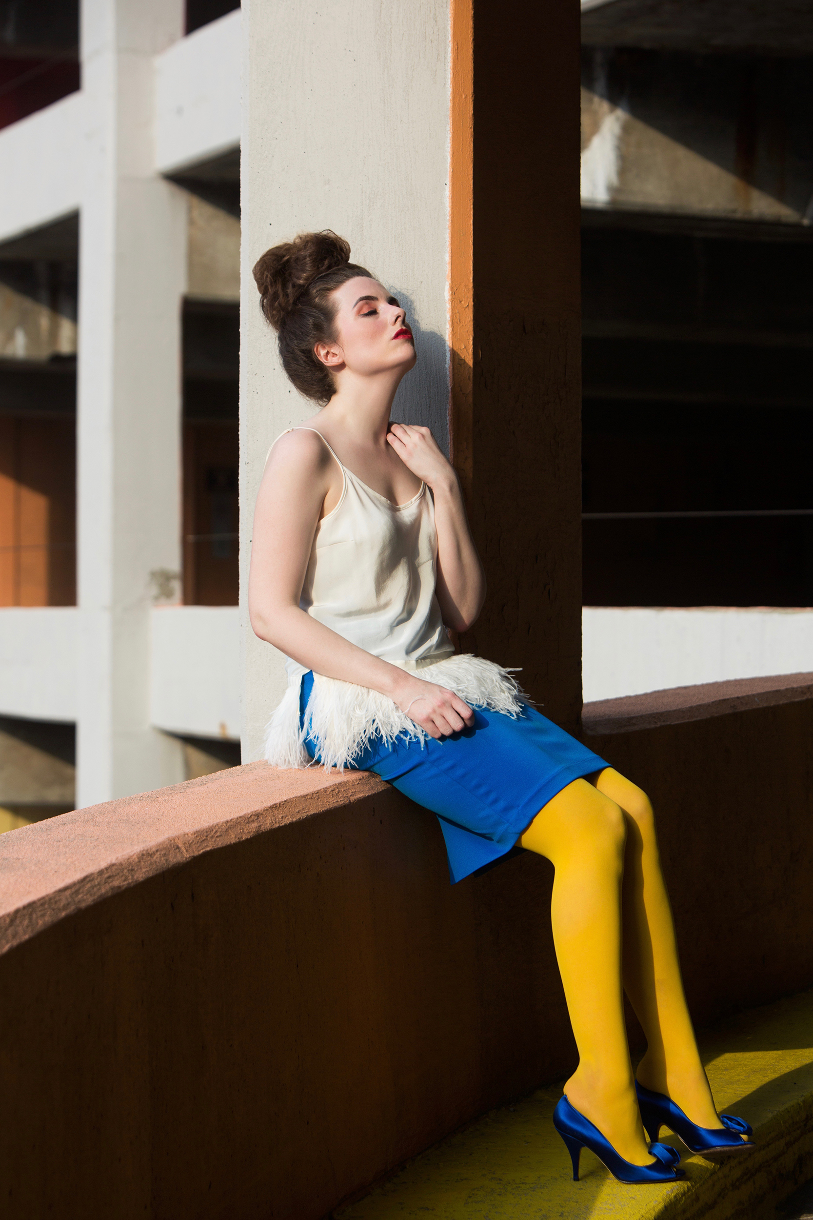 cleveland-photographer-fashion-editorial-girl-in-yellow-tights.jpg
