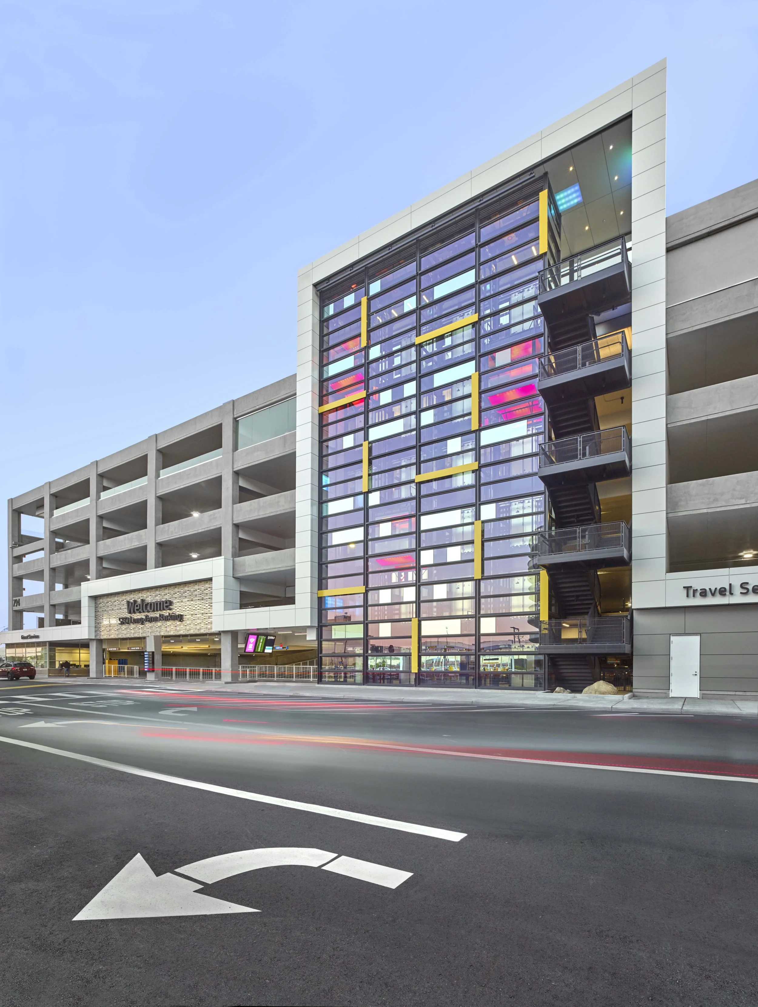 SFO-LongTermParking-4-24-2019344041-2 copy.jpg