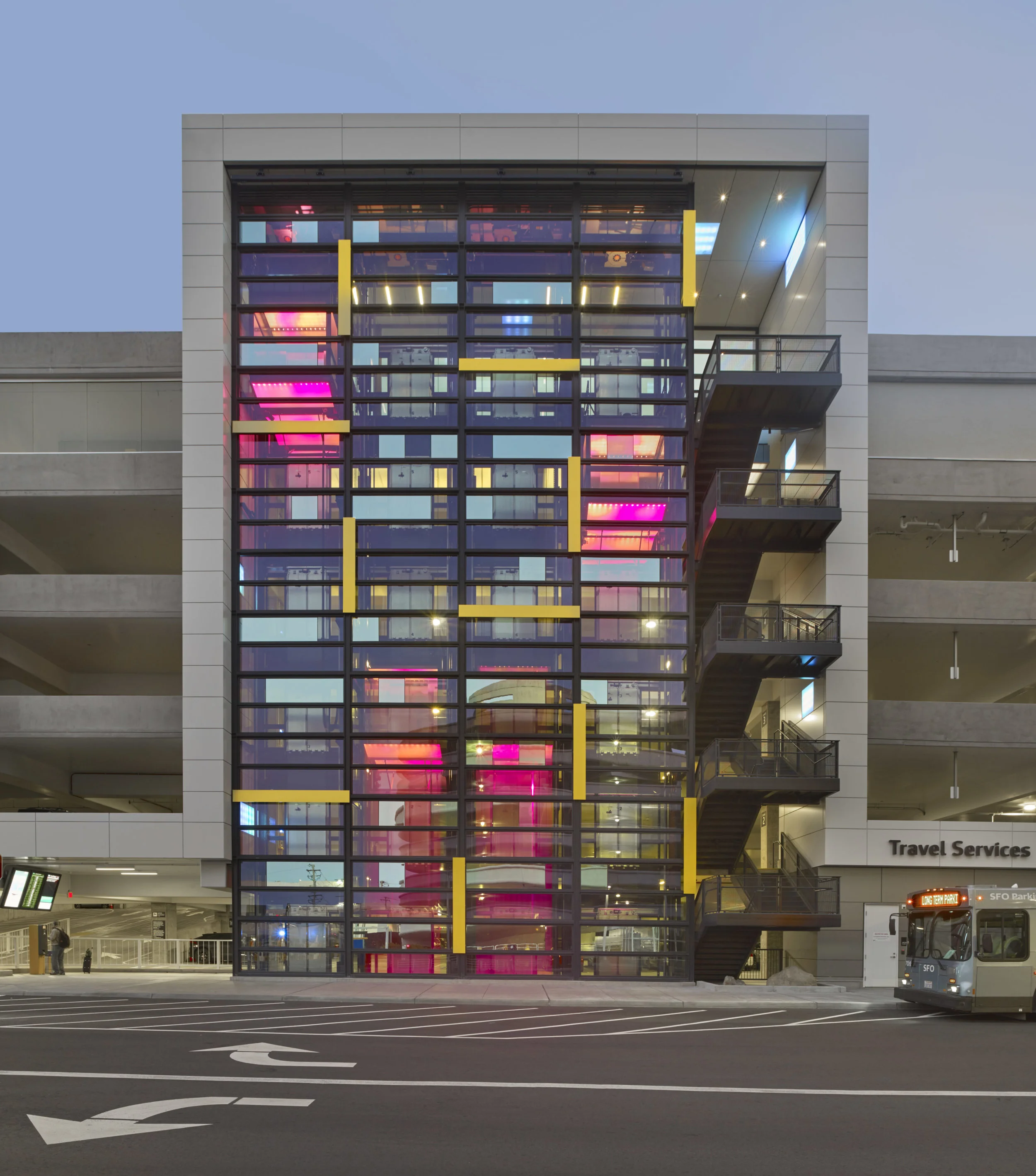 SFO-LongTermParking-344074 copy.jpg