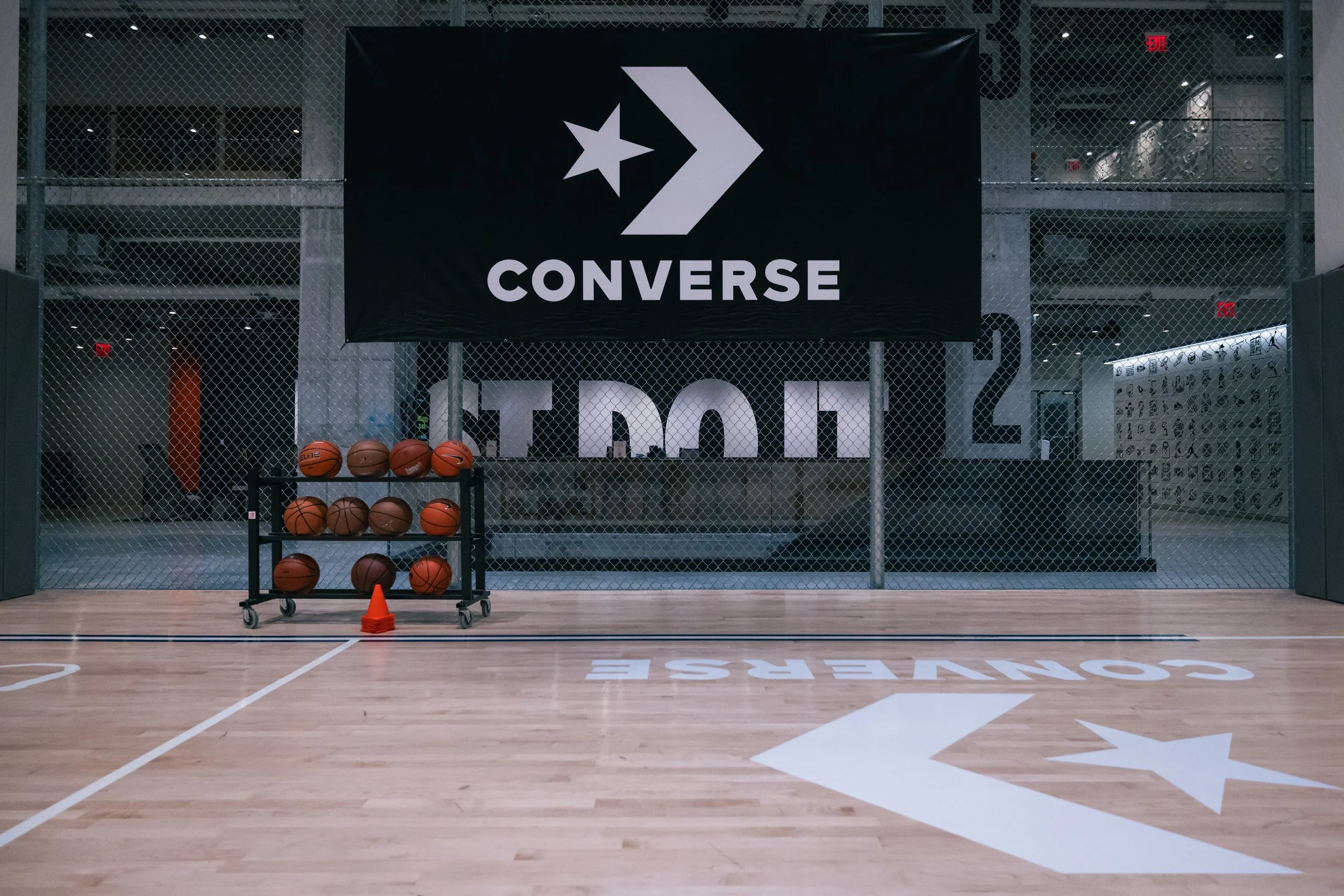 20231011_CONVERSE NIKE NYHQ_001.jpg