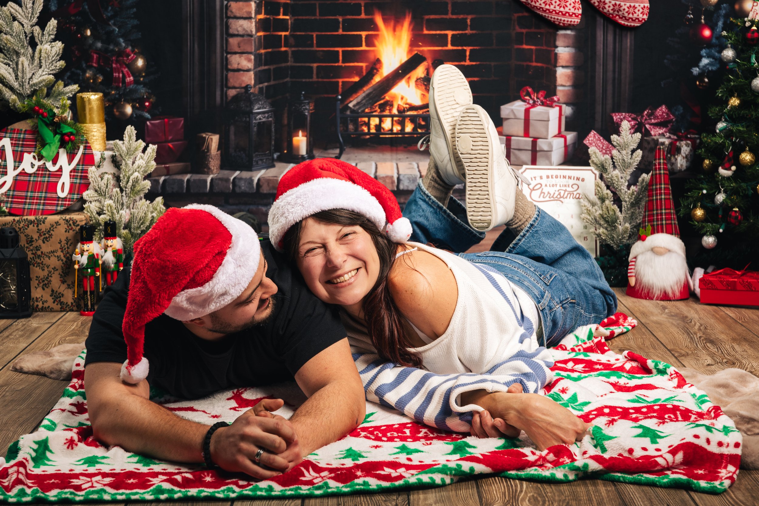 Branko & Charissa Xmass Photos-16.jpg