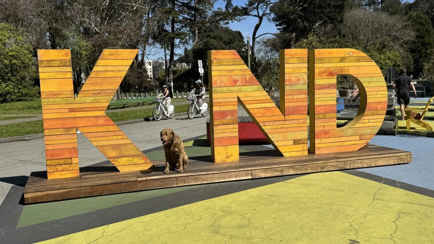 SMiLE &amp; KiND by Reuben Rude invites the audience to step in and take part!😁

This 2 part piece reflects the accessible and joyful spirit of The Golden Mile. They are constructed primarily of recycled wood, microcement and concrete, designed to b