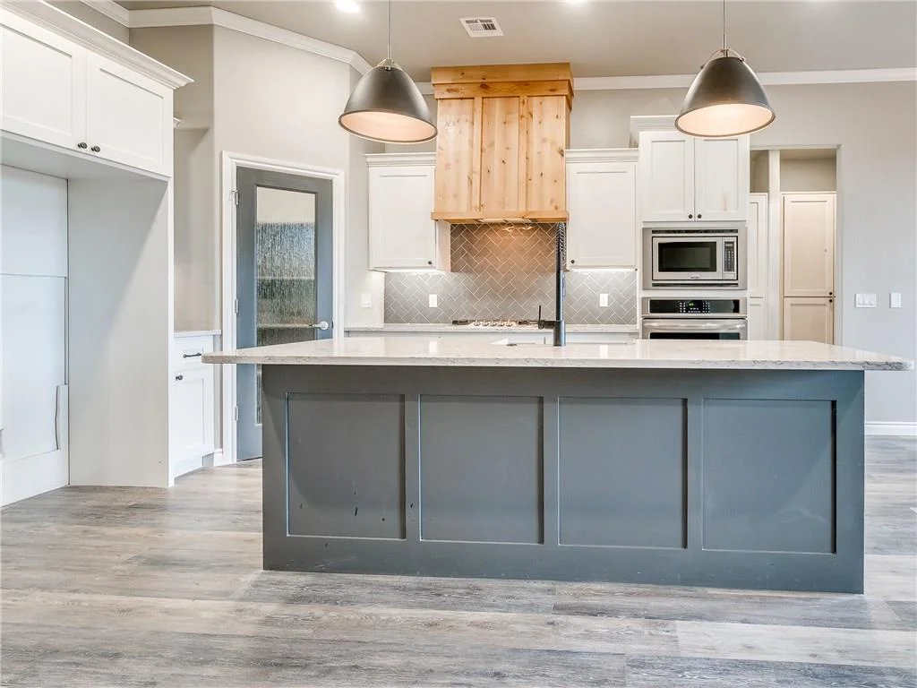 kitchen island farm sink.jpg