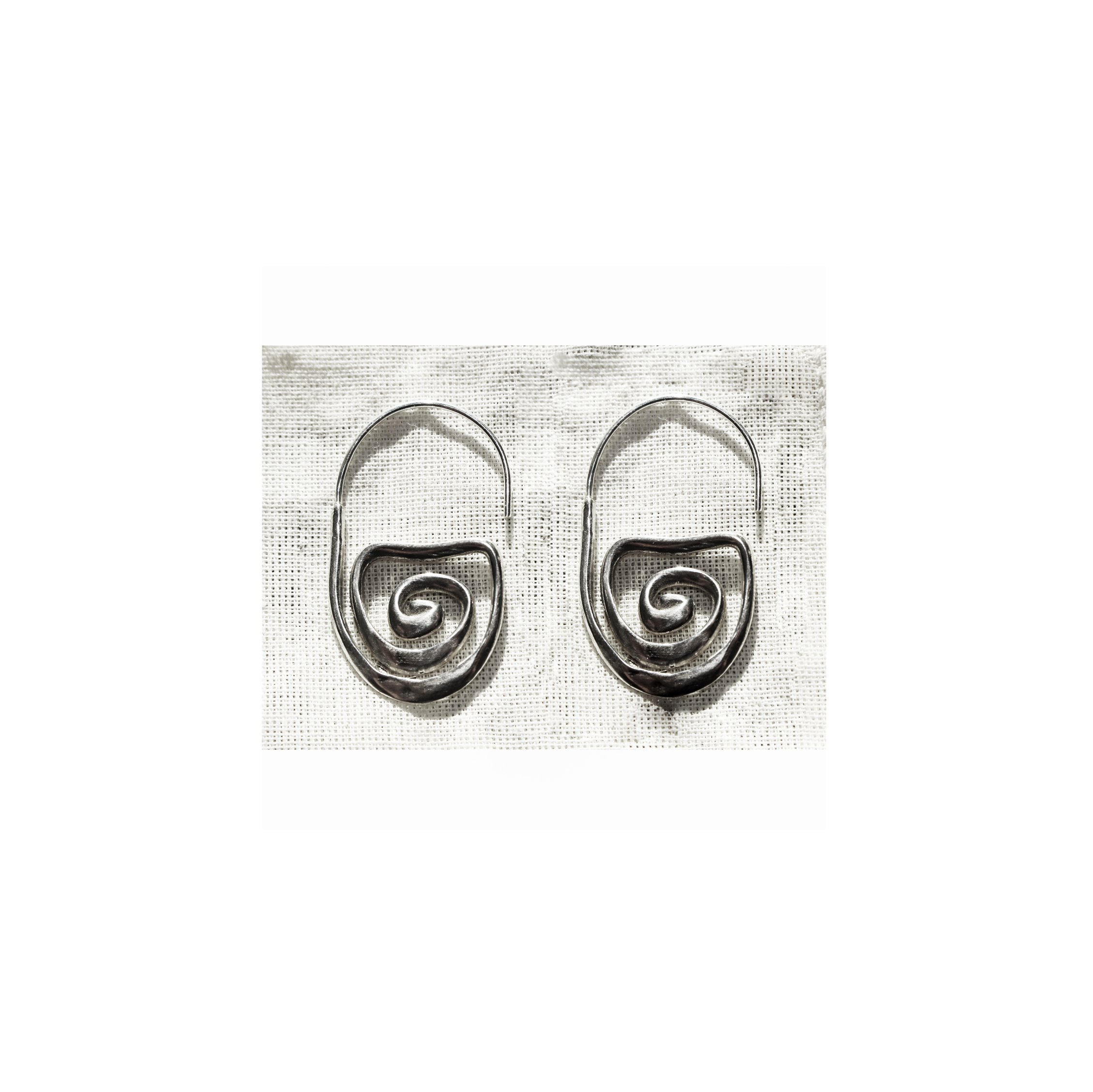 aw21_swell_earring_small.jpg