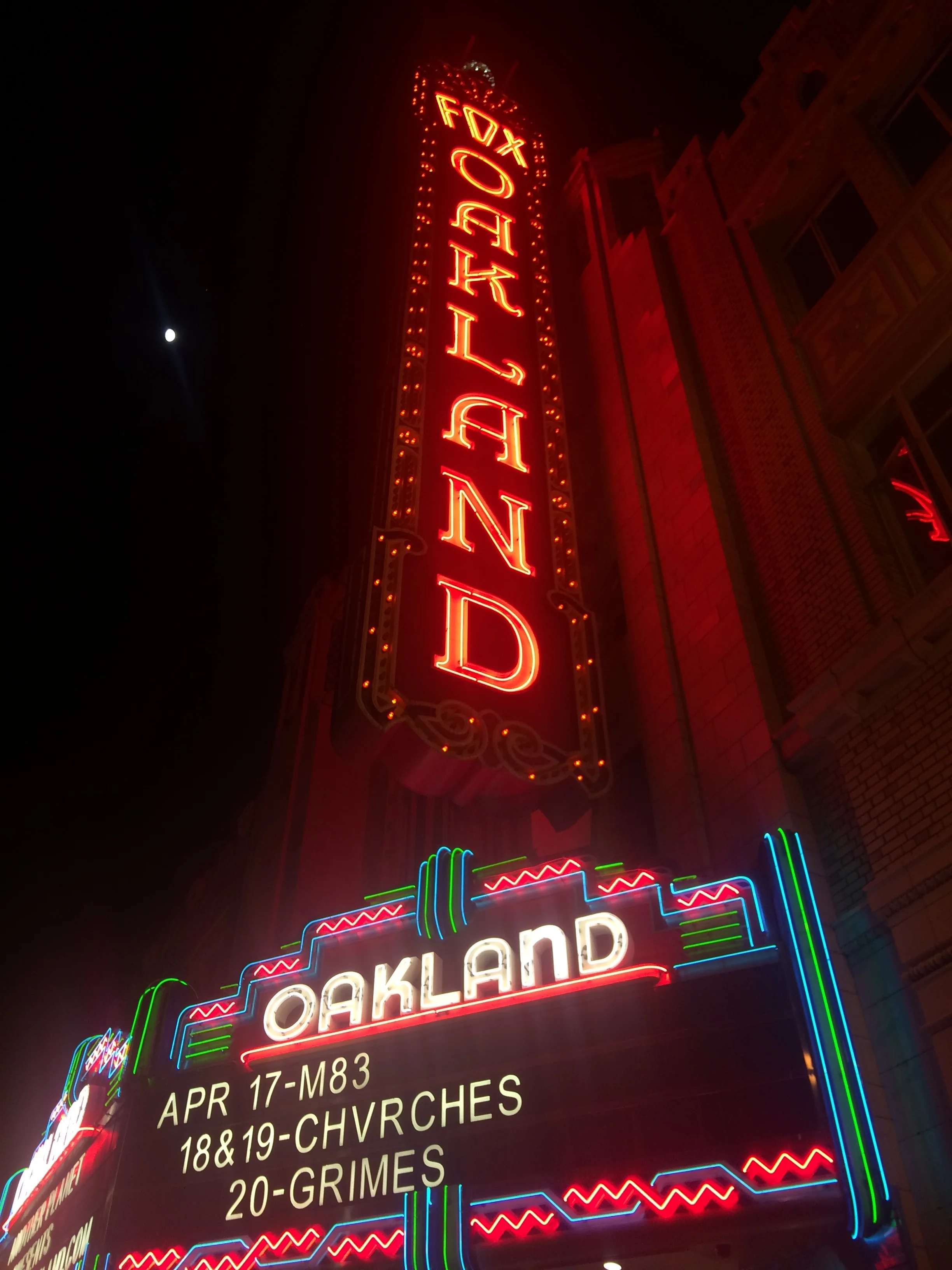 M83 - Fox Theater, Oakland (April 17, 2016)