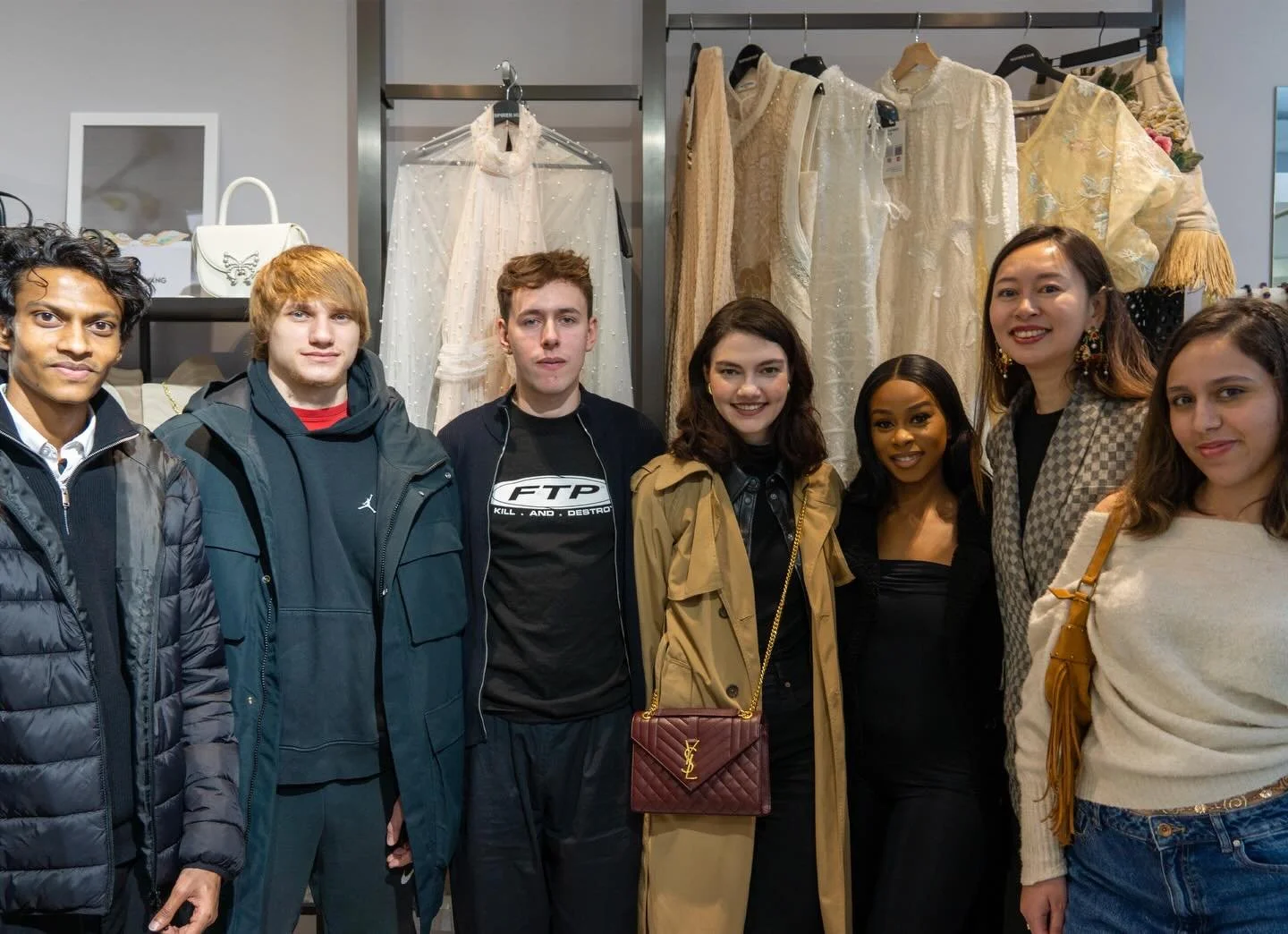 Meet up friends in @inspirerhub 
We are a community who passion in fashion, support each other! 
Join us to today to reach the global community of fashion

🗺️ : 129 Fulham Road, South Kensington, London SW3 6RT

🌍 Gain UK market exposure
📸 Fashion