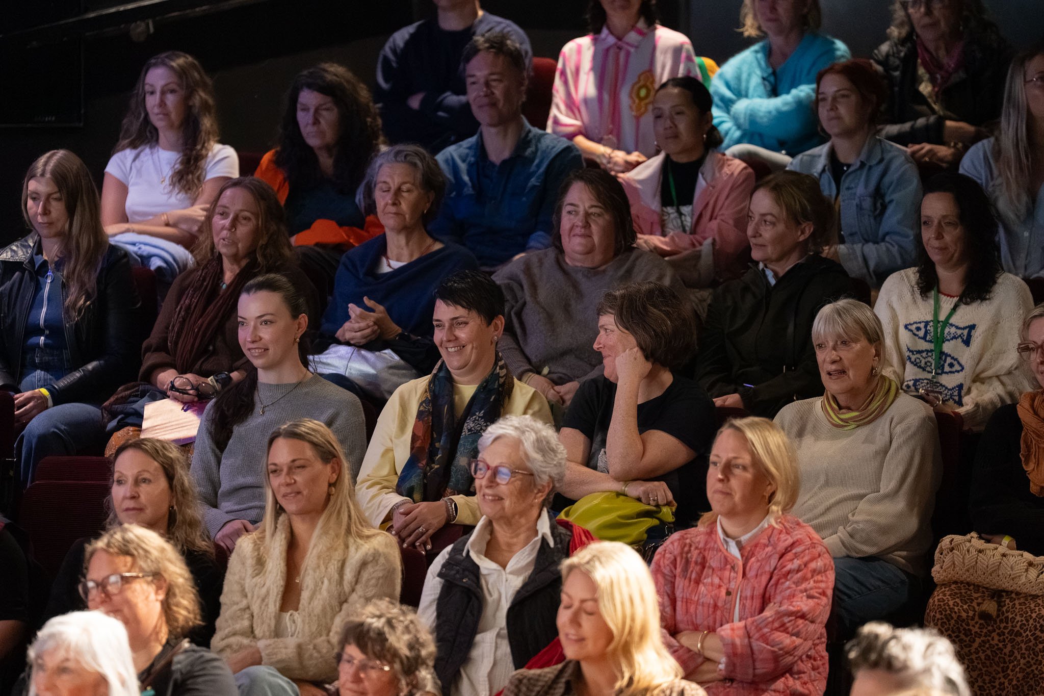 Saturday-104207-Crowd-KurtPetersen.jpg
