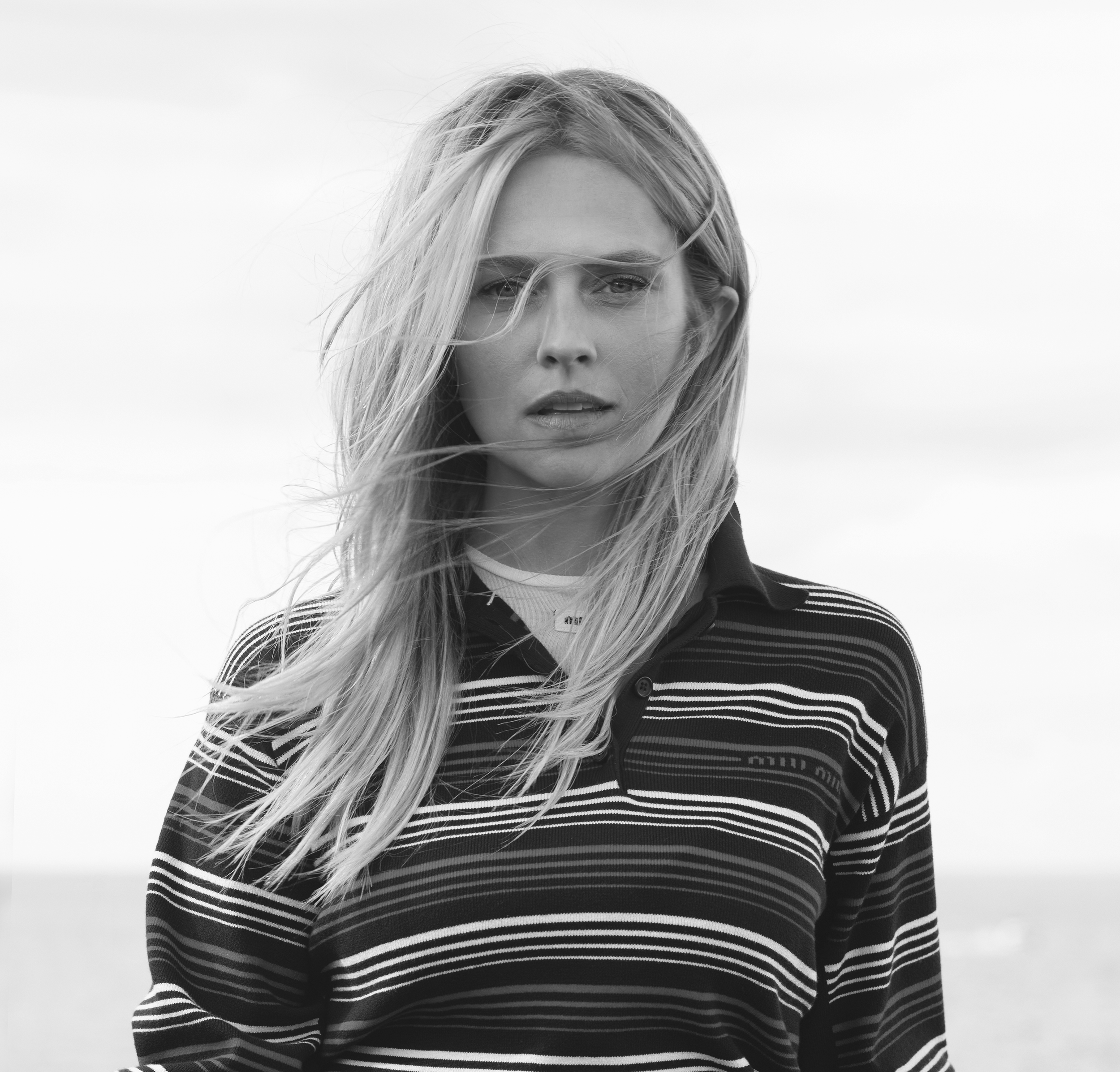 Teresa Palmer - BWHeadshot.png