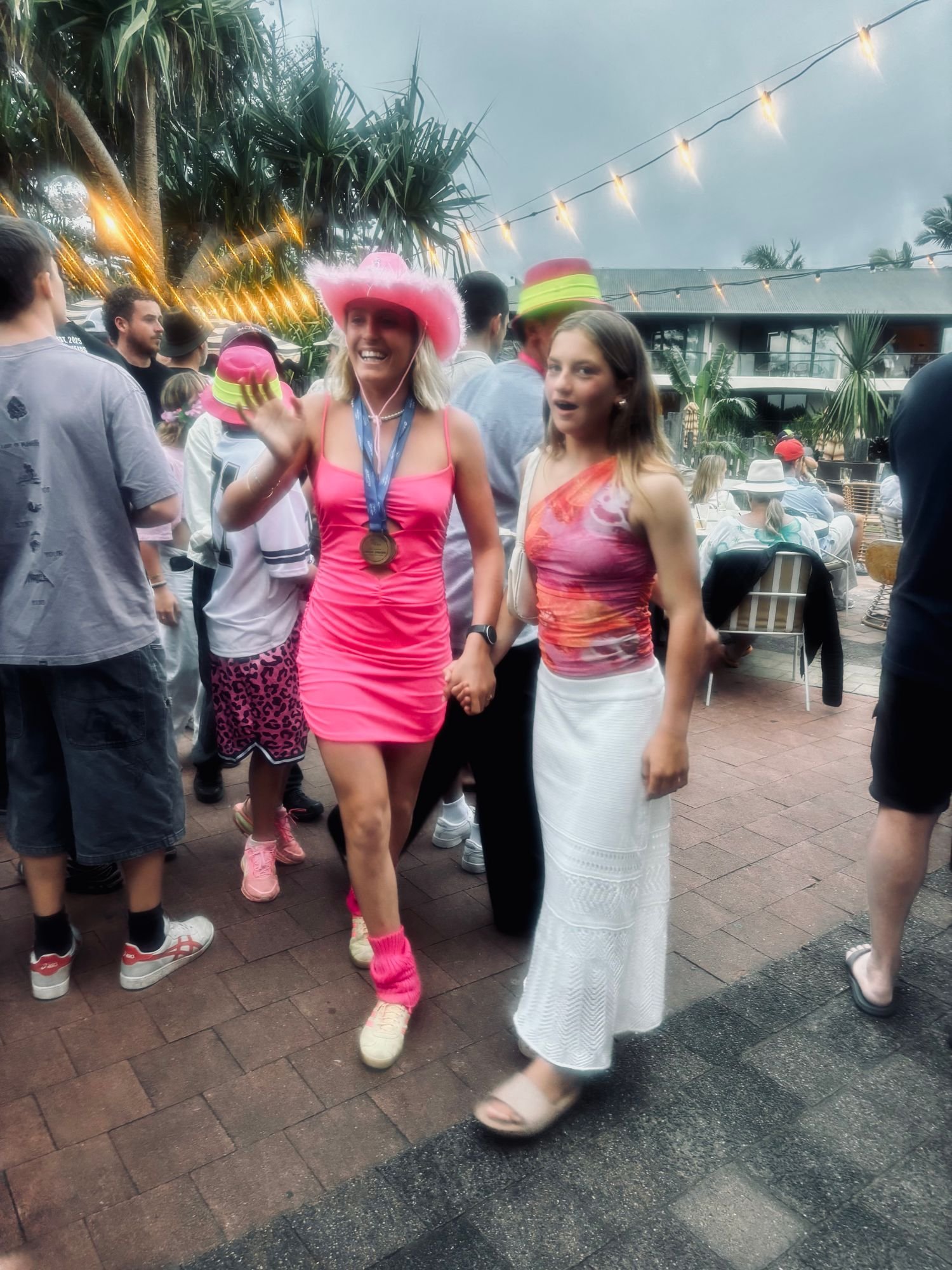 Celebration_Leihani-and-Arabella-arrive.jpg