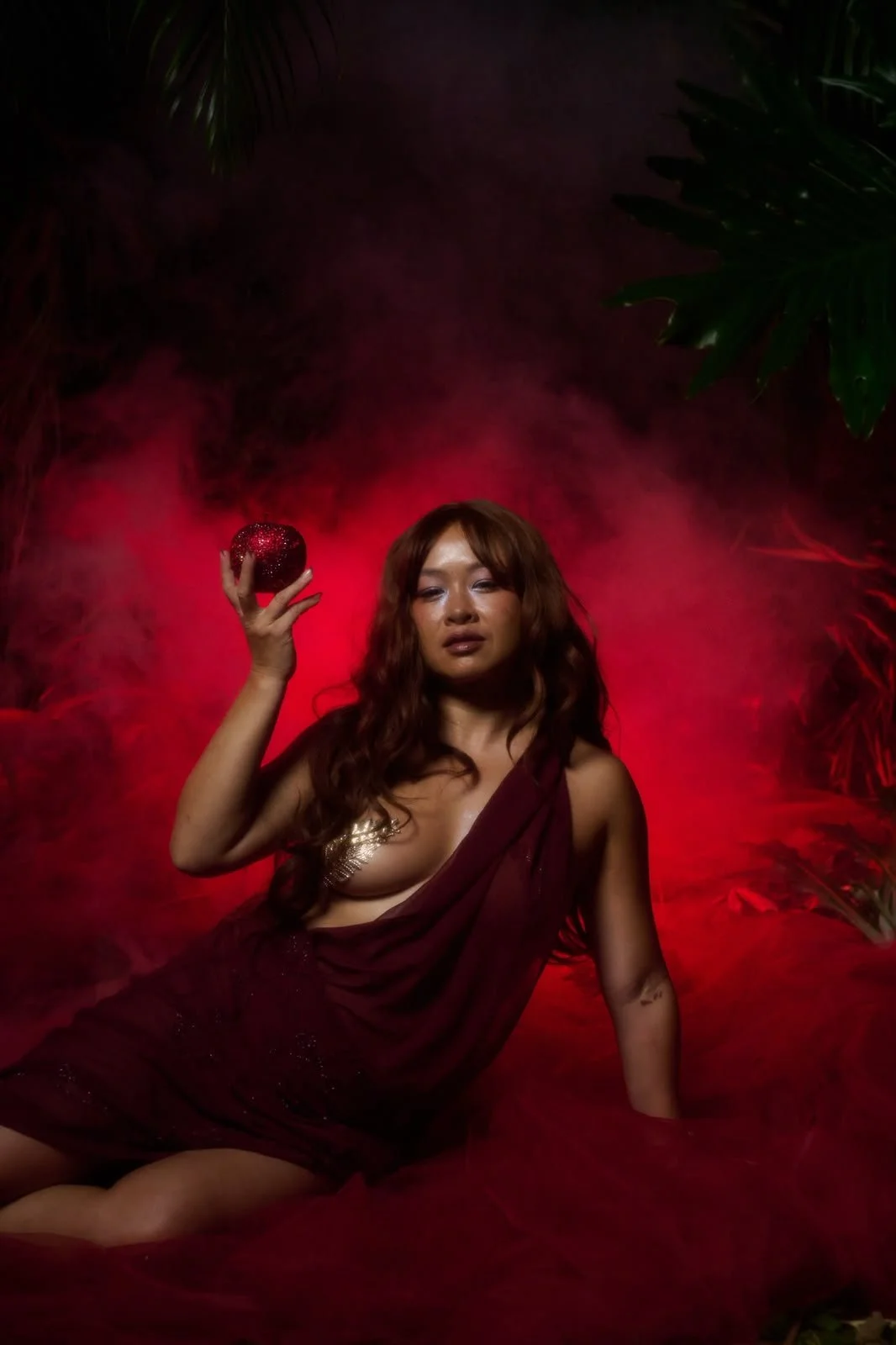 WW-EDEN-2026-Hannah Wang w_apple 03.jpg