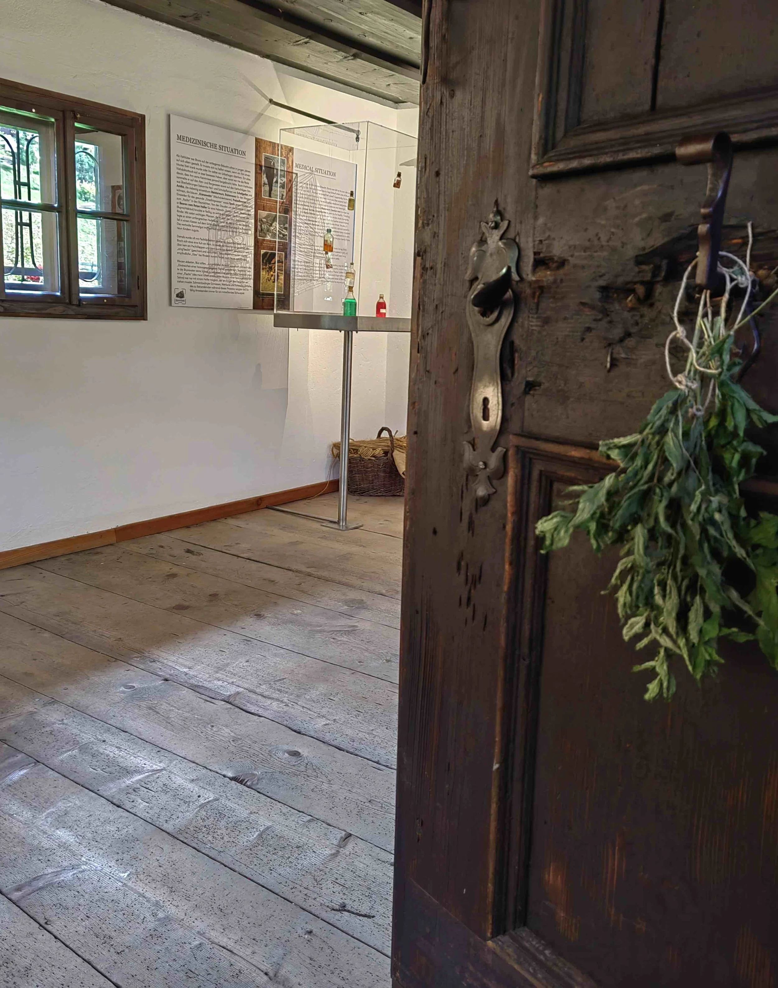 Mesnerhaus_OG_BrunoHolzinger_BlickindieStube_Kulturfux_IMG_20251010_144506.jpeg