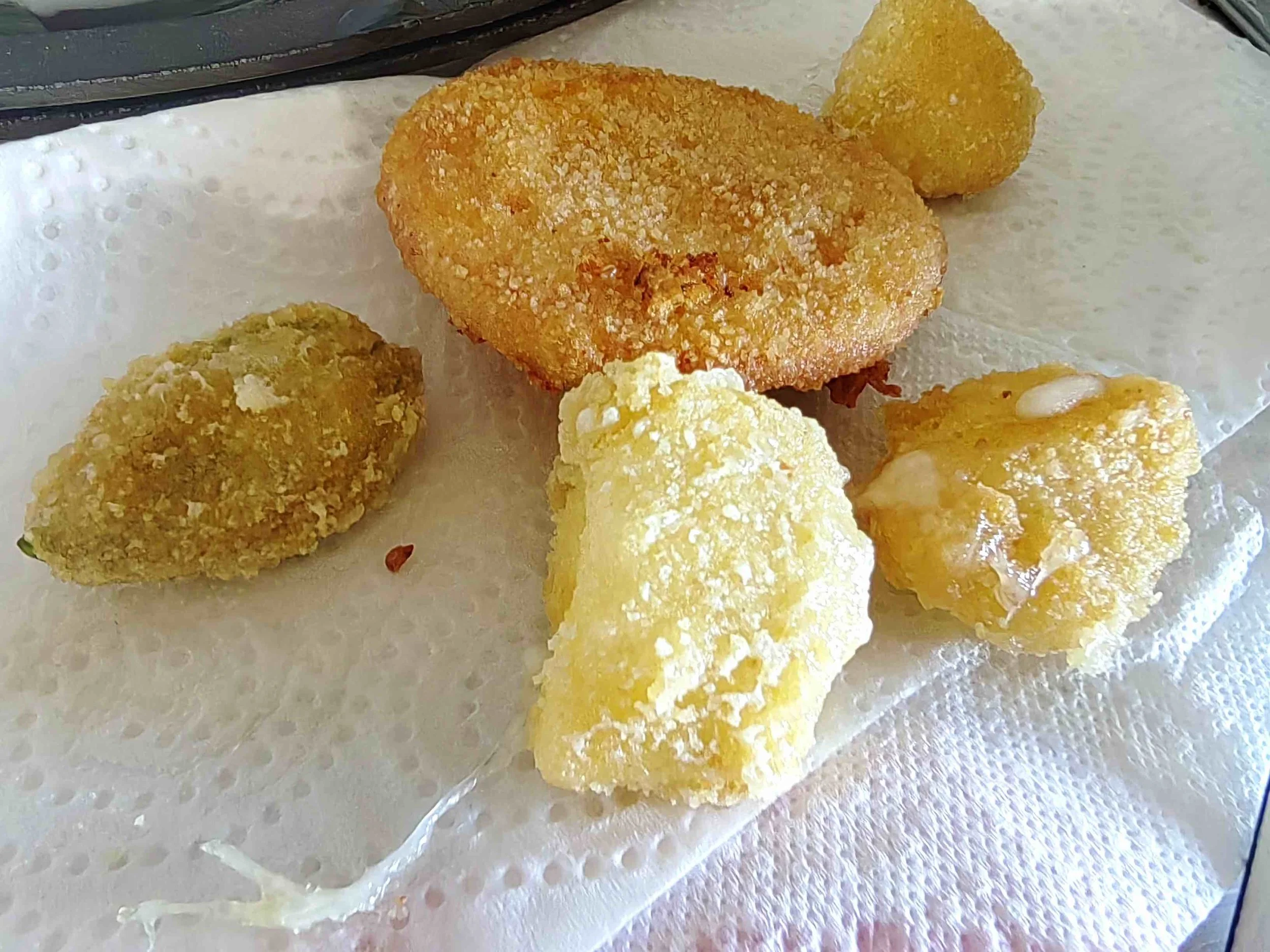 Tomate_Mozarelle_gebacken_abtropfen_IMG_20260529_160311 Kopie.jpeg